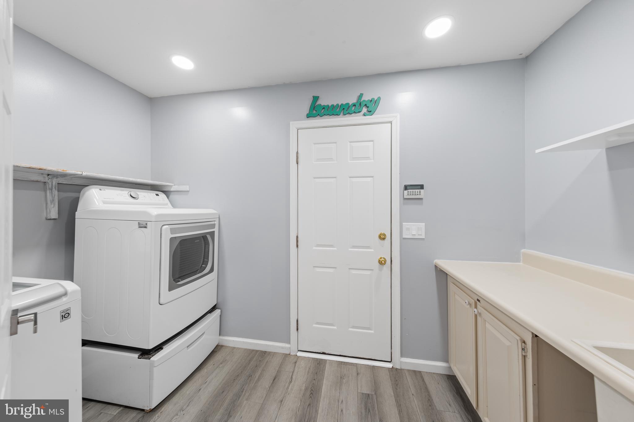 CROSS CREEK - Residential