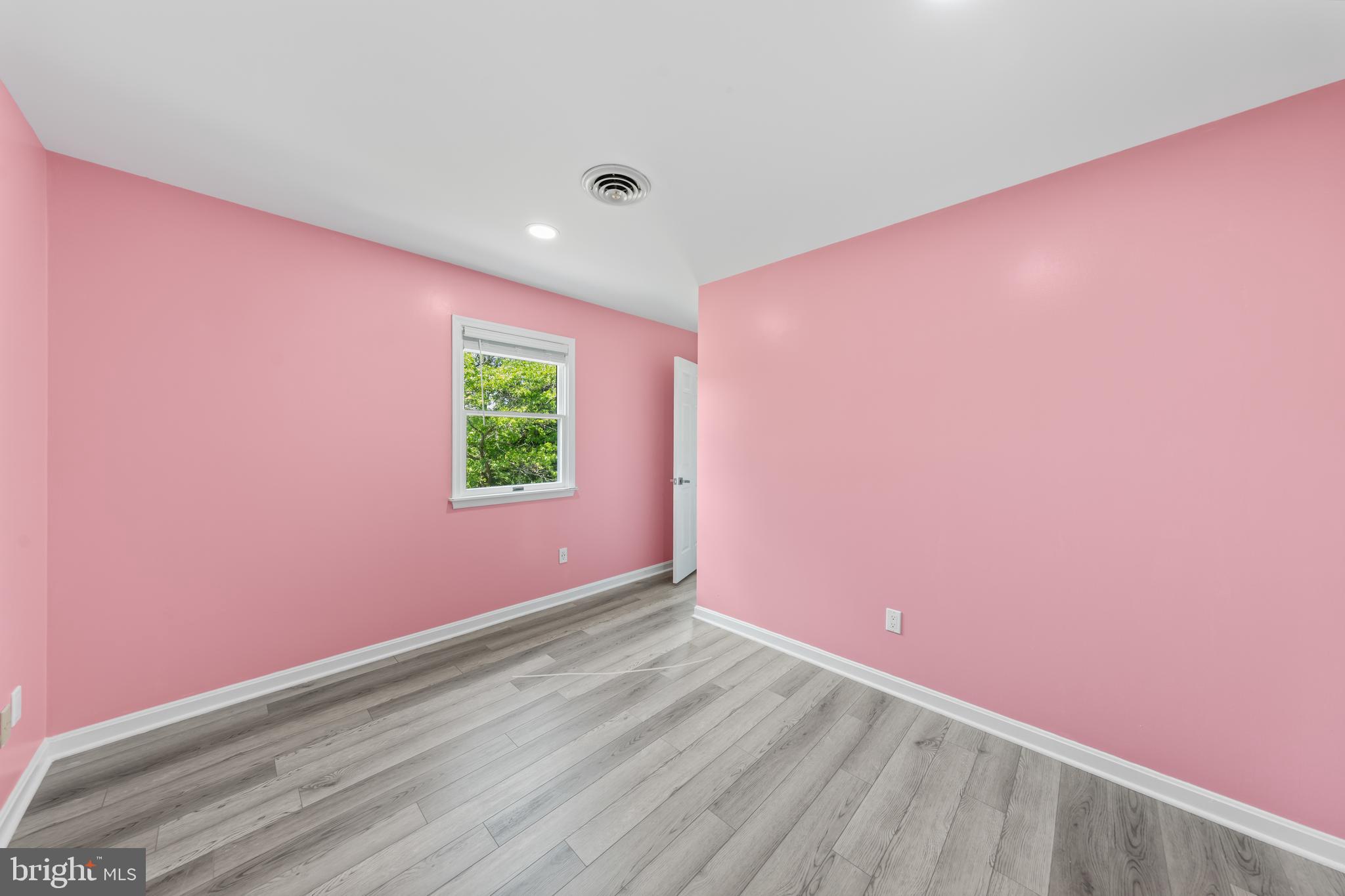 CROSS CREEK - Residential