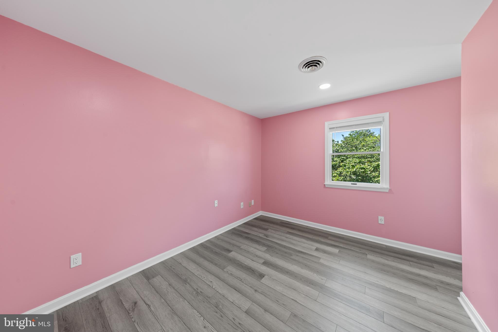 CROSS CREEK - Residential