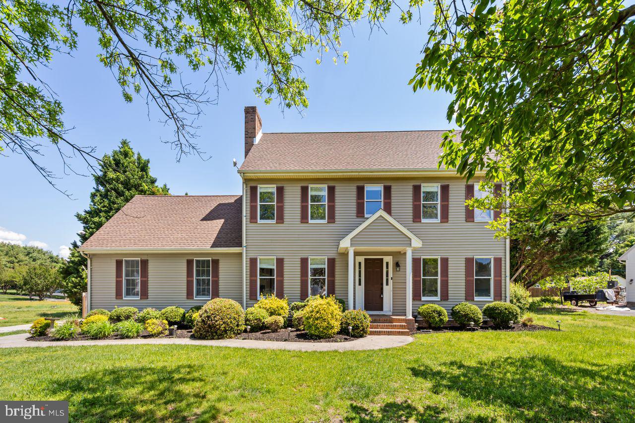 This beautiful home have 5 spacious bedrooms and 2.5 bathrooms, offering plenty of room for family living. As you enter, you're welcomed by a formal living and dining room, perfect for entertaining guests. The upgraded kitchen is a true highlight, featuring stylish cabinetry, elegant countertops, and high-end stainless steel appliances that will inspire your inner chef. Throughout the home, the flooring has been thoughtfully updated, providing a seamless flow from room to room. Modern light fixtures add a touch of sophistication and warmth, enhancing the overall atmosphere. The expansive family room, complete with a cozy fireplace, offers the ideal spot for relaxation and quality time with loved ones. Additionally, the home includes a versatile bonus room that can be used as a home office, playroom, or media room, offering flexibility to suit your needs. The fenced yard ensures privacy and security, making it a perfect outdoor space for children or pets to play. With its thoughtful upgrades and spacious layout, this home is an ideal blend of comfort, style, and functionality.