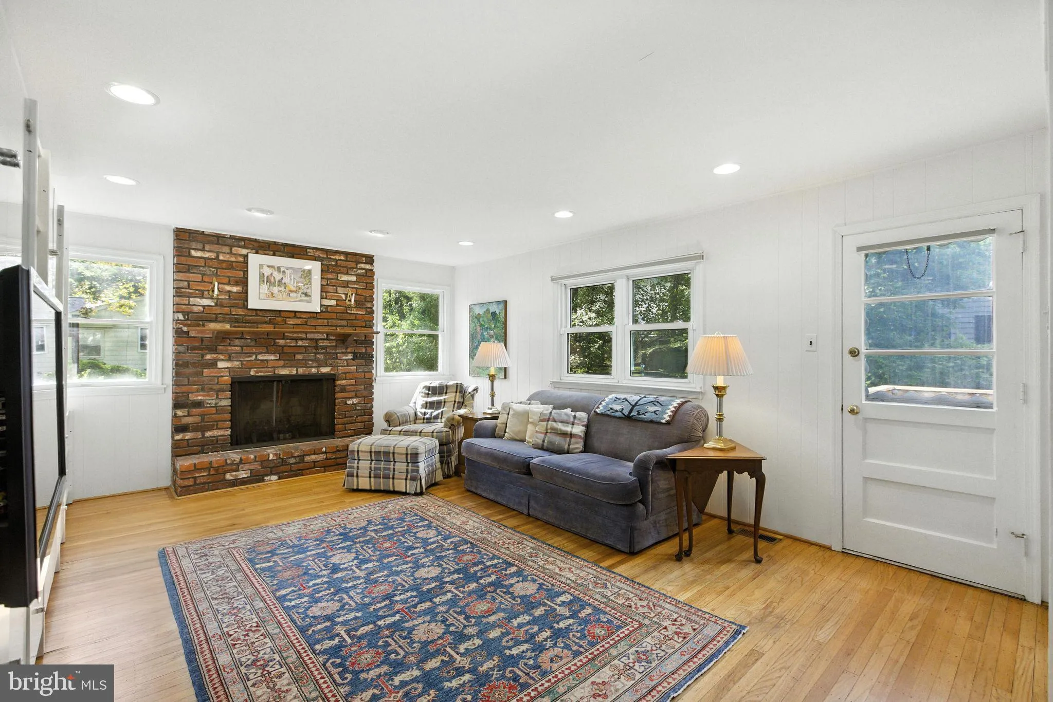 Cherry Hill, New Jersey 08003, United States, 5 Bedrooms Bedrooms, ,3 BathroomsBathrooms,Residential,Pending,191127