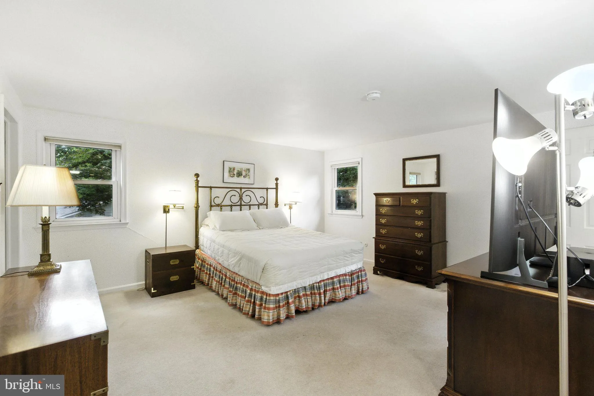 Cherry Hill, New Jersey 08003, United States, 5 Bedrooms Bedrooms, ,3 BathroomsBathrooms,Residential,Pending,191127