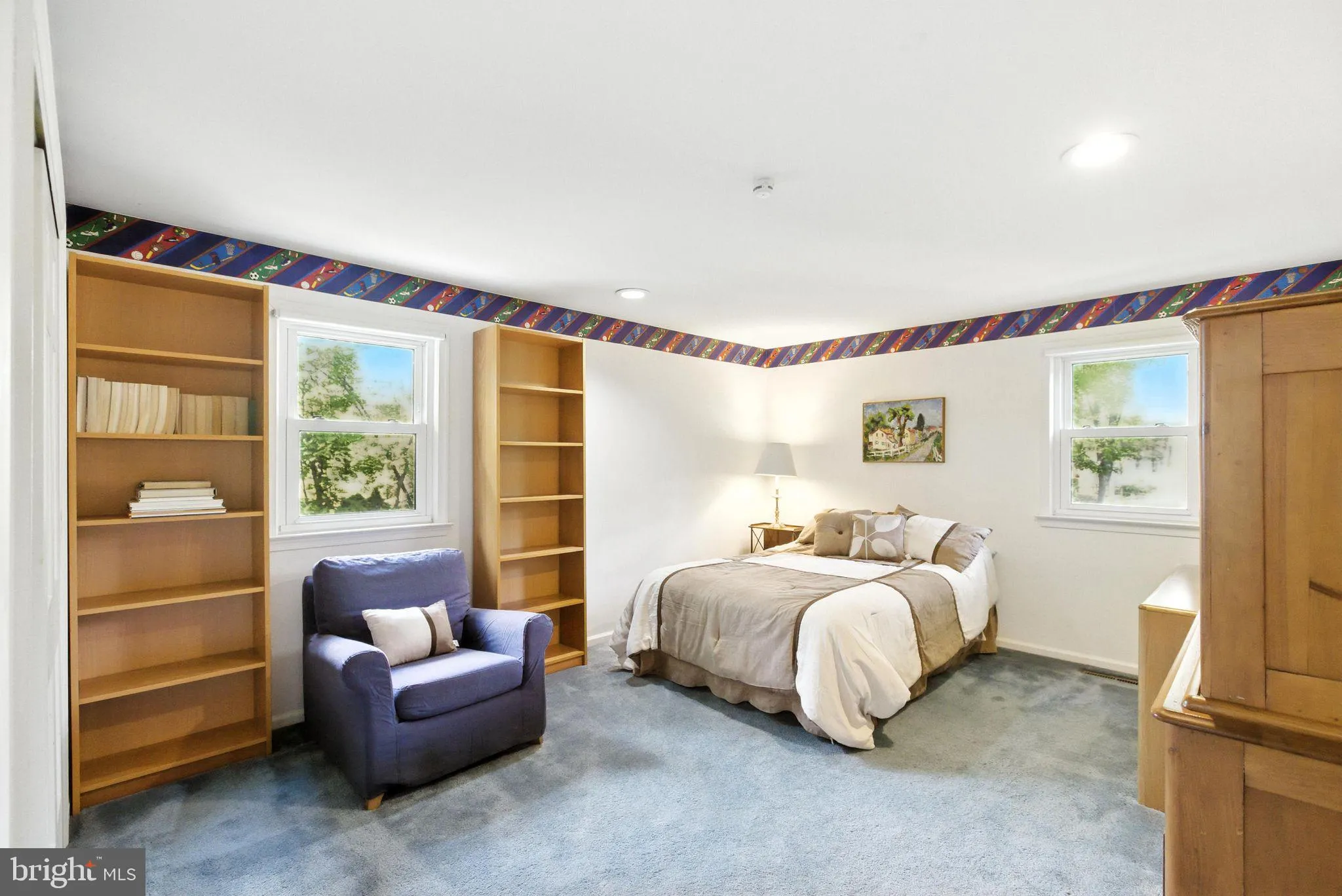 Cherry Hill, New Jersey 08003, United States, 5 Bedrooms Bedrooms, ,3 BathroomsBathrooms,Residential,Pending,191127