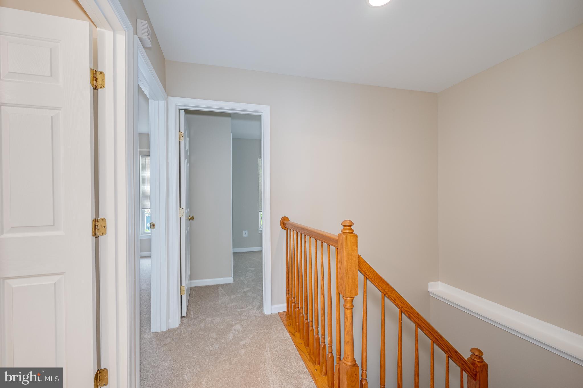 LAKELAND PLACE - Residential Lease