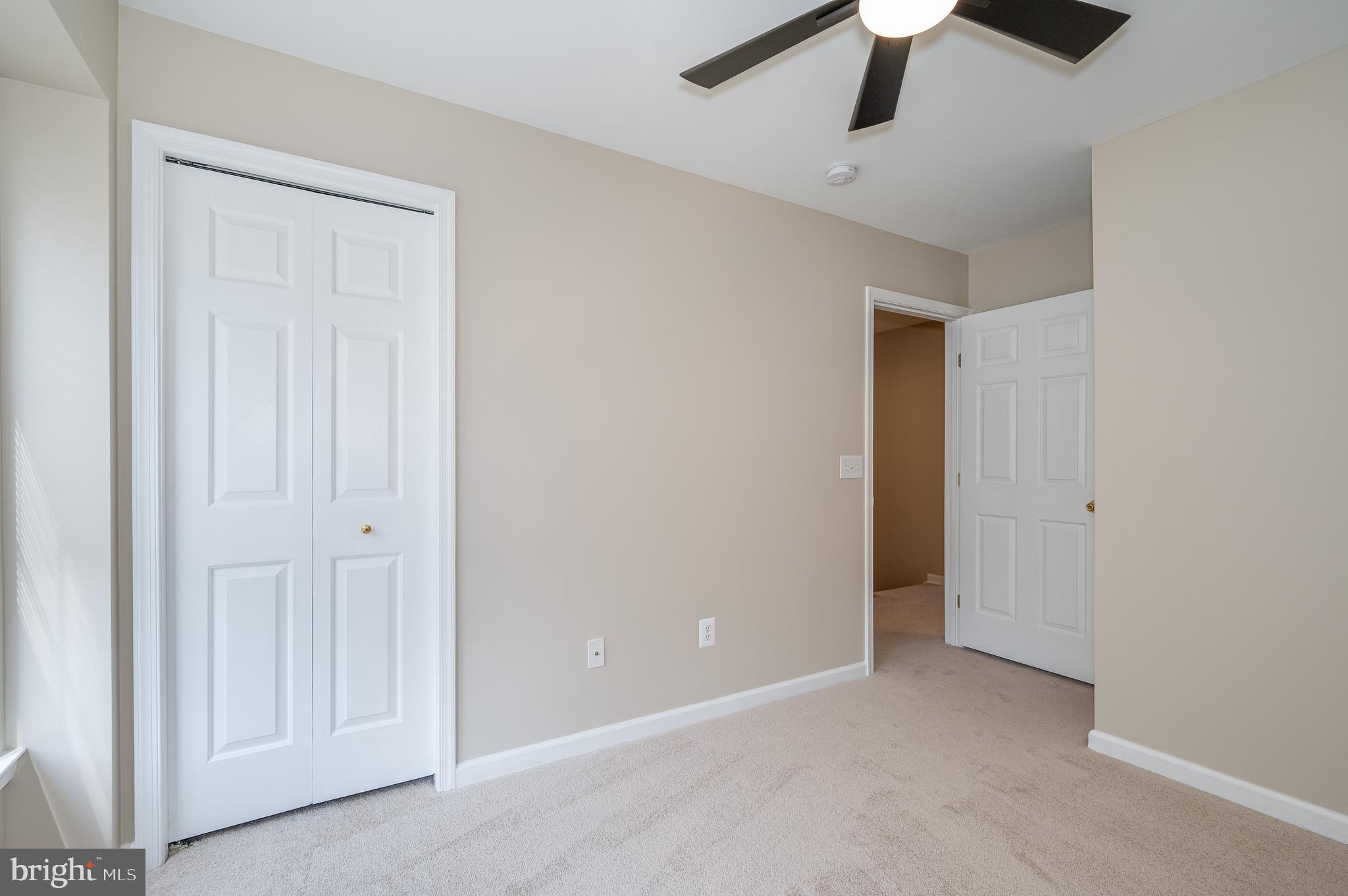 LAKELAND PLACE - Residential Lease