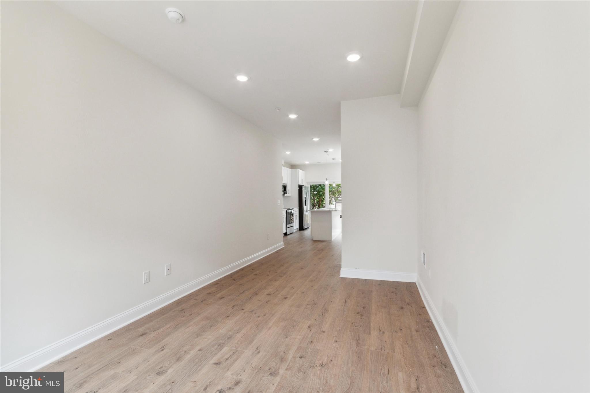 NORRIS SQUARE - Residential Income