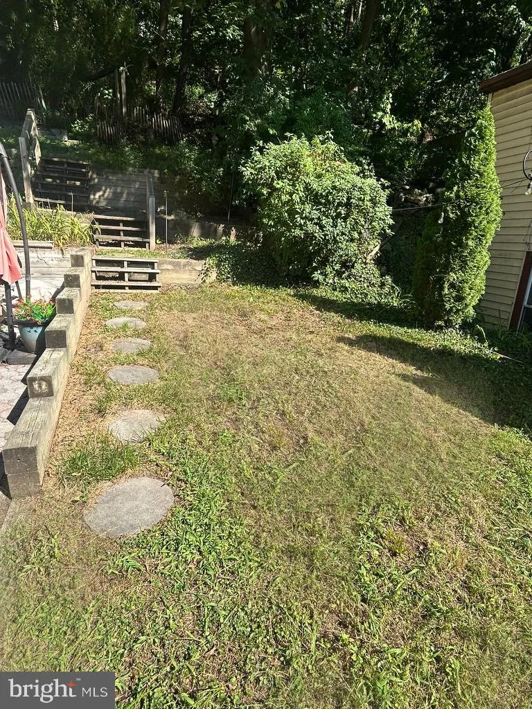 Lambertville, New Jersey 08530, United States, 3 Bedrooms Bedrooms, ,1 BathroomBathrooms,Residential,Active,185342