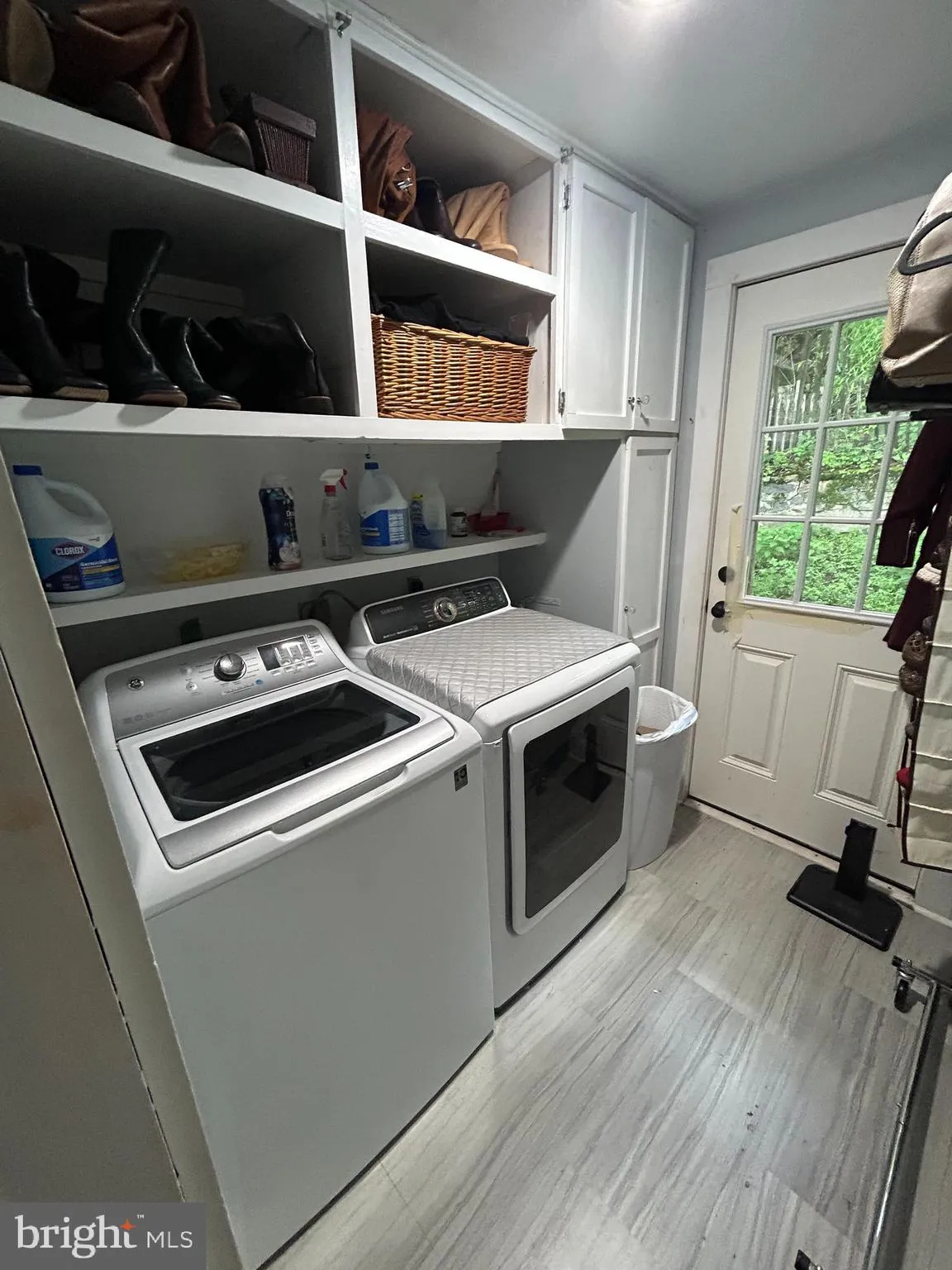 Lambertville, New Jersey 08530, United States, 3 Bedrooms Bedrooms, ,1 BathroomBathrooms,Residential,Active,185342