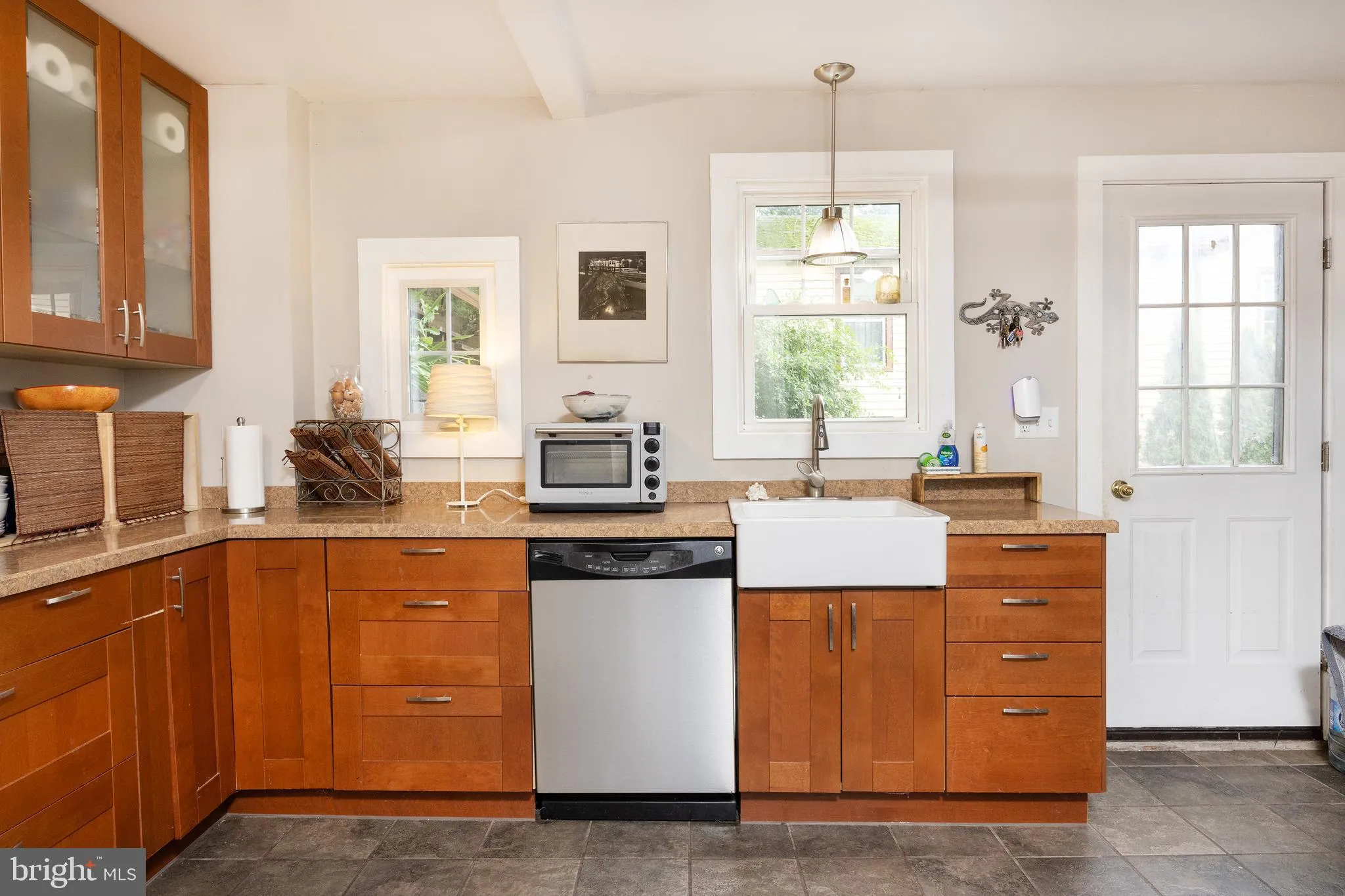 Lambertville, New Jersey 08530, United States, 3 Bedrooms Bedrooms, ,1 BathroomBathrooms,Residential,Active,185342