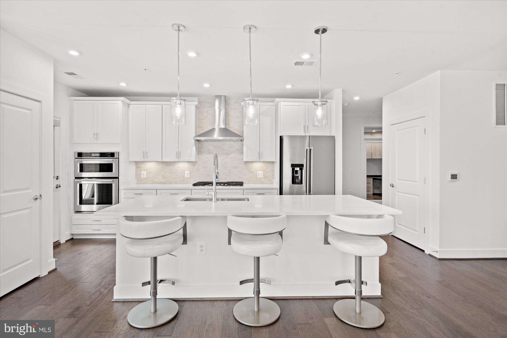 TOWER OAKS - Residential