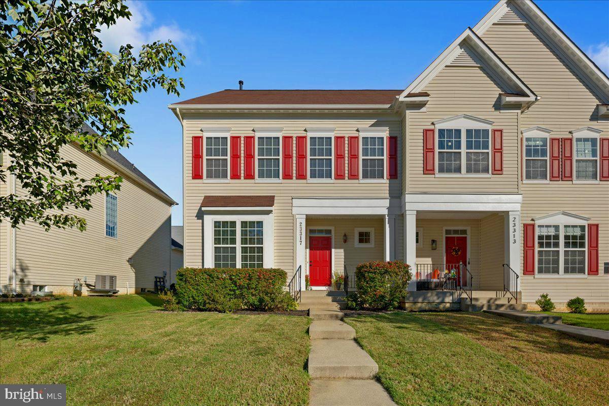 23317 HYACINTH LANE