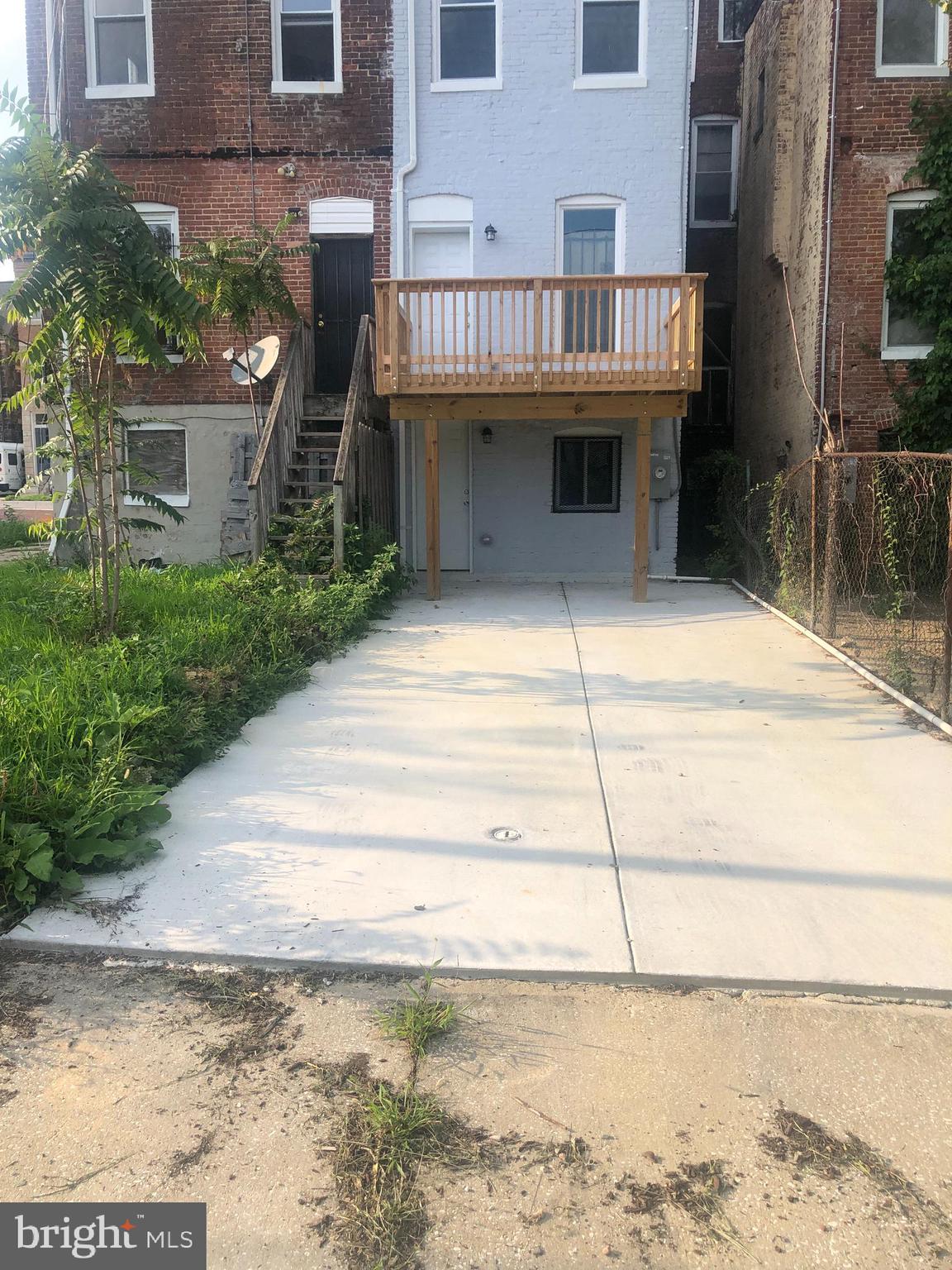 EAST BALTIMORE MIDWAY - Residential