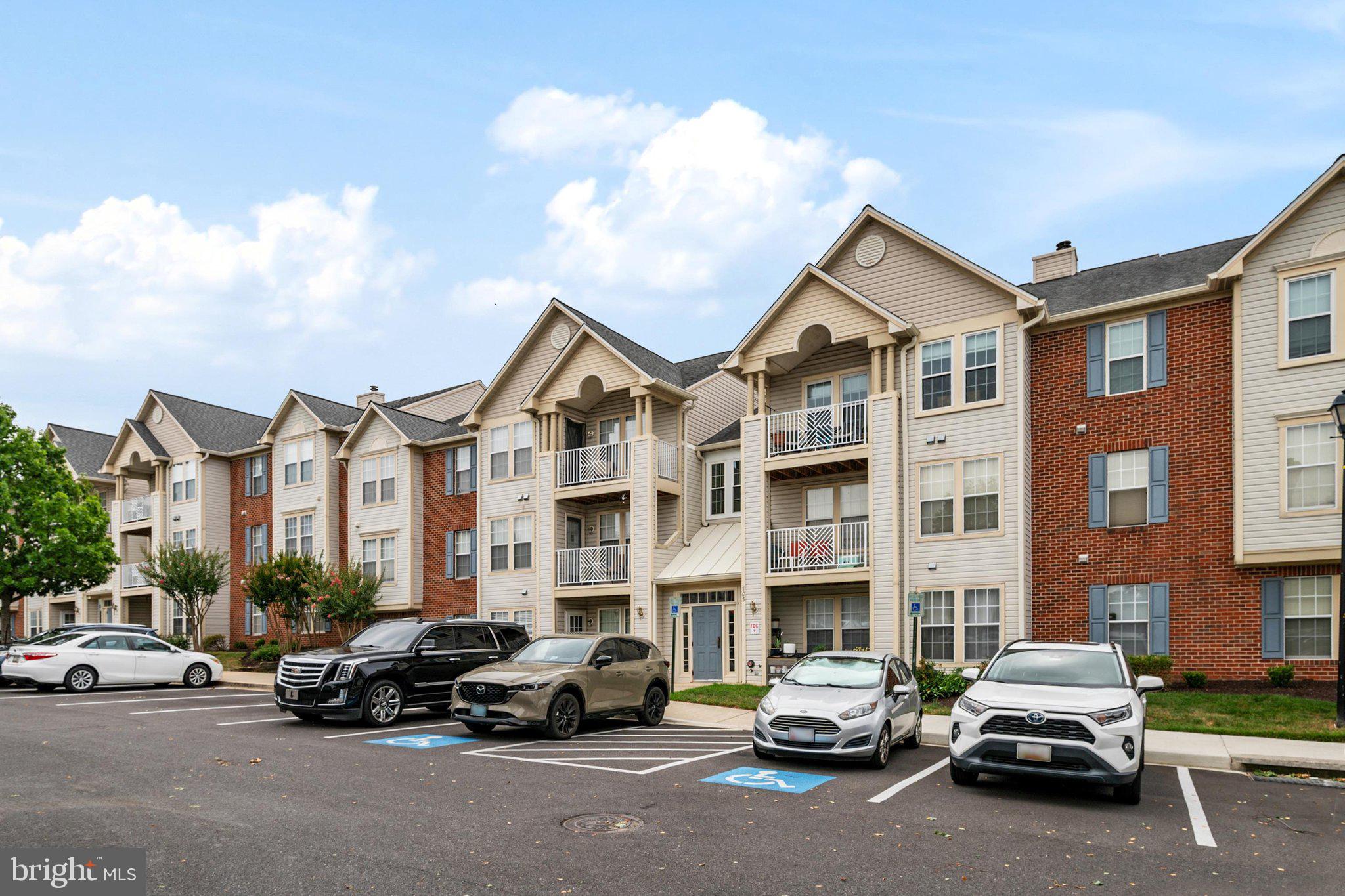 703 ORCHARD OVERLOOK 303