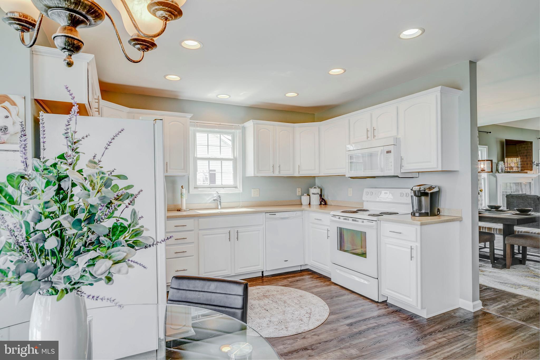 EAST FIELD - Residential