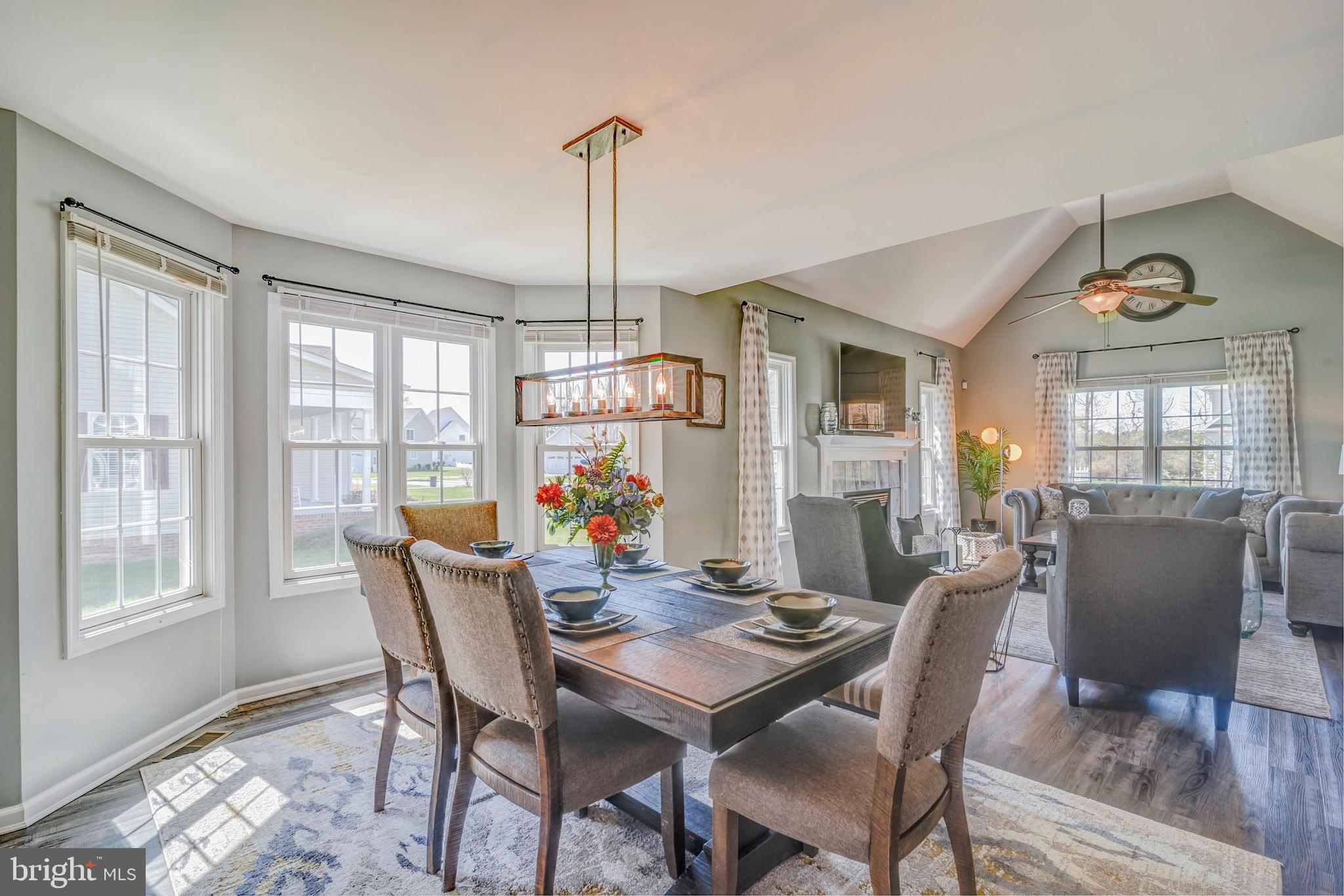 EAST FIELD - Residential