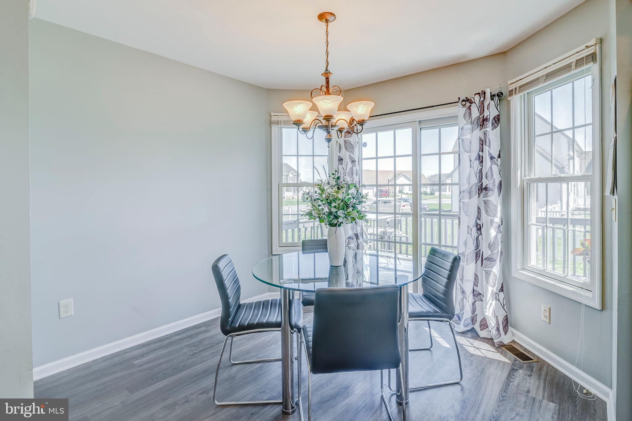 EAST FIELD - Residential