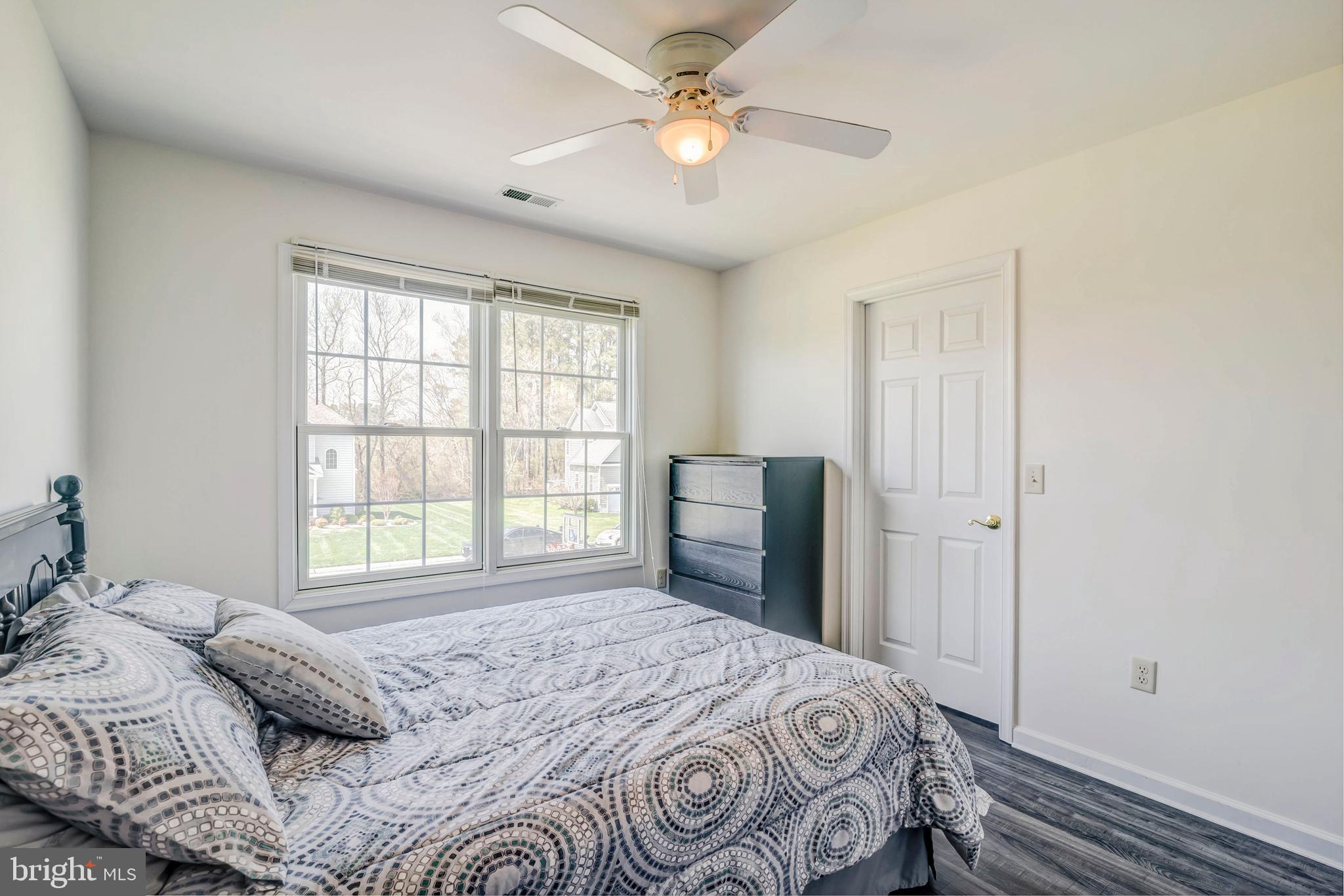 EAST FIELD - Residential