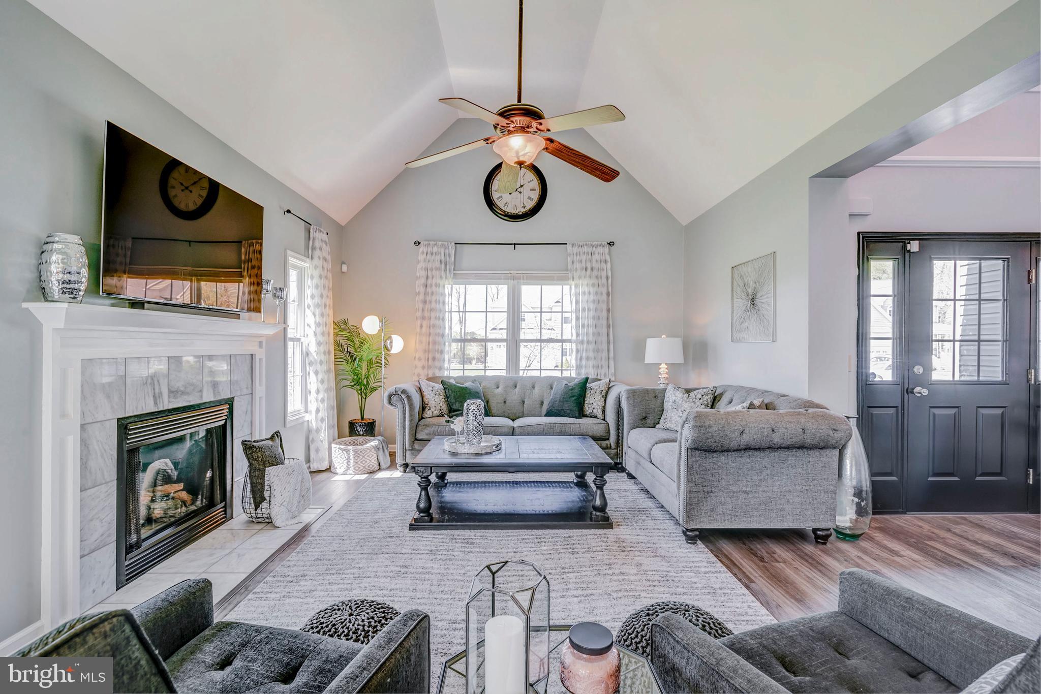 EAST FIELD - Residential