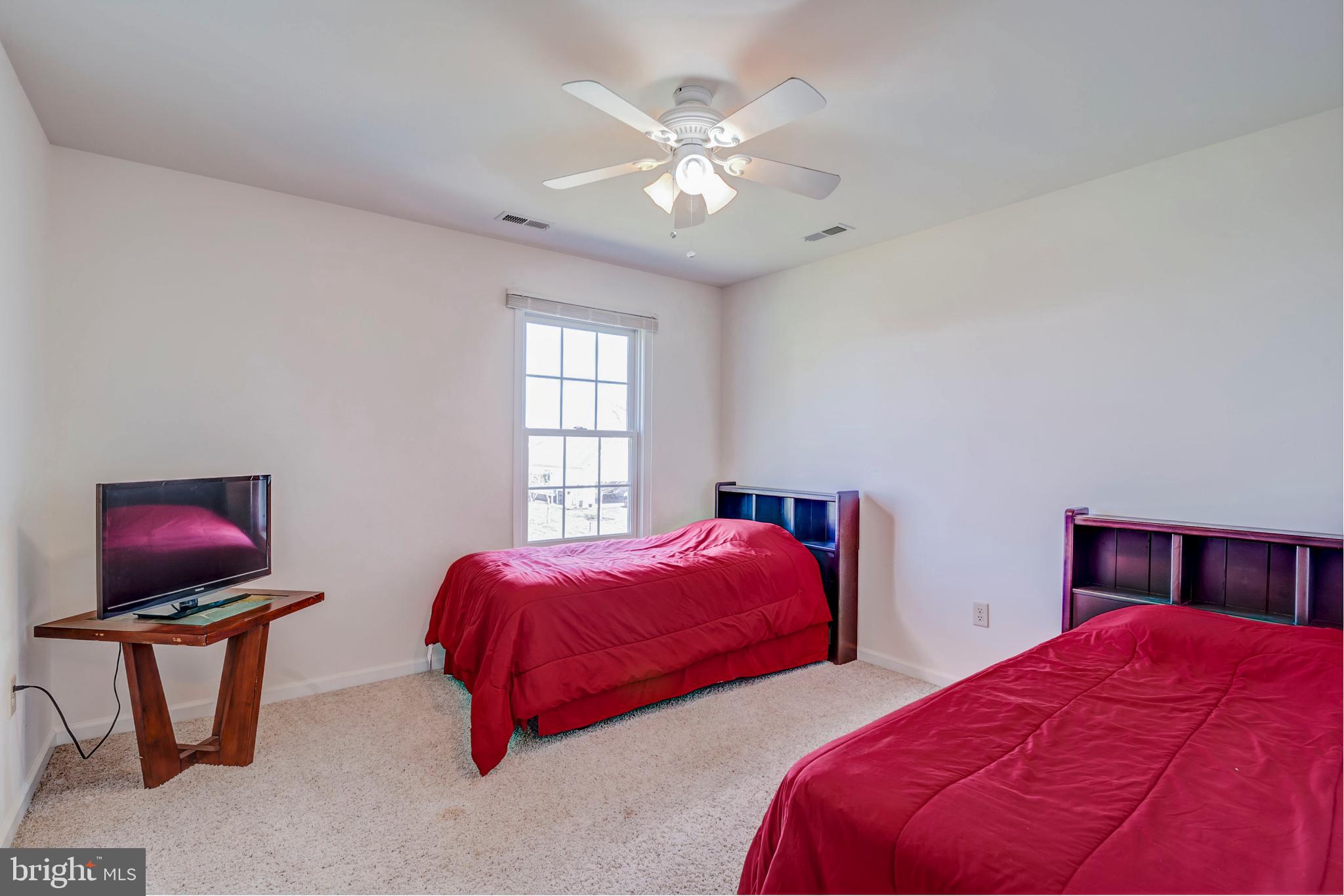 EAST FIELD - Residential