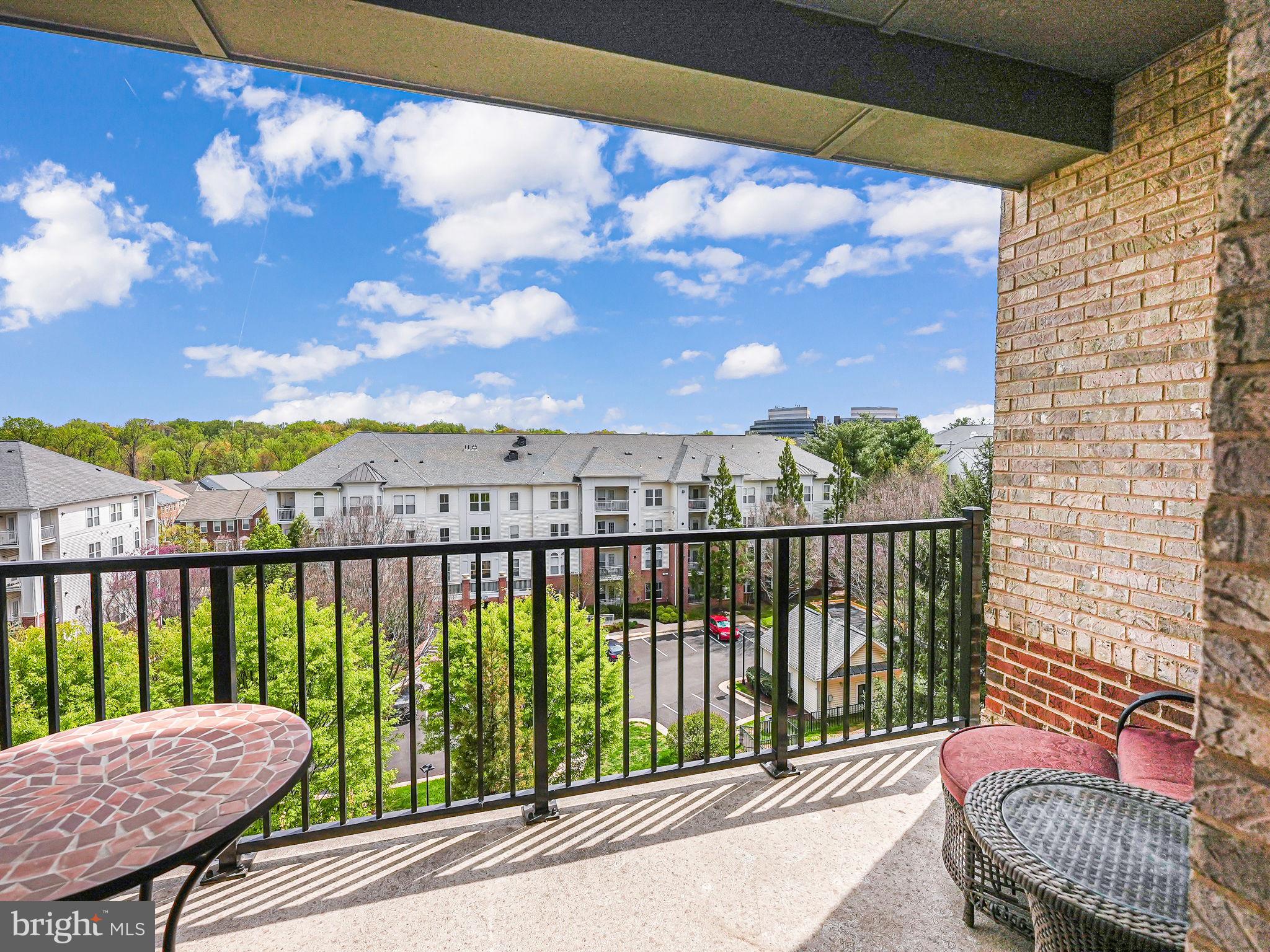 METROWEST - Residential