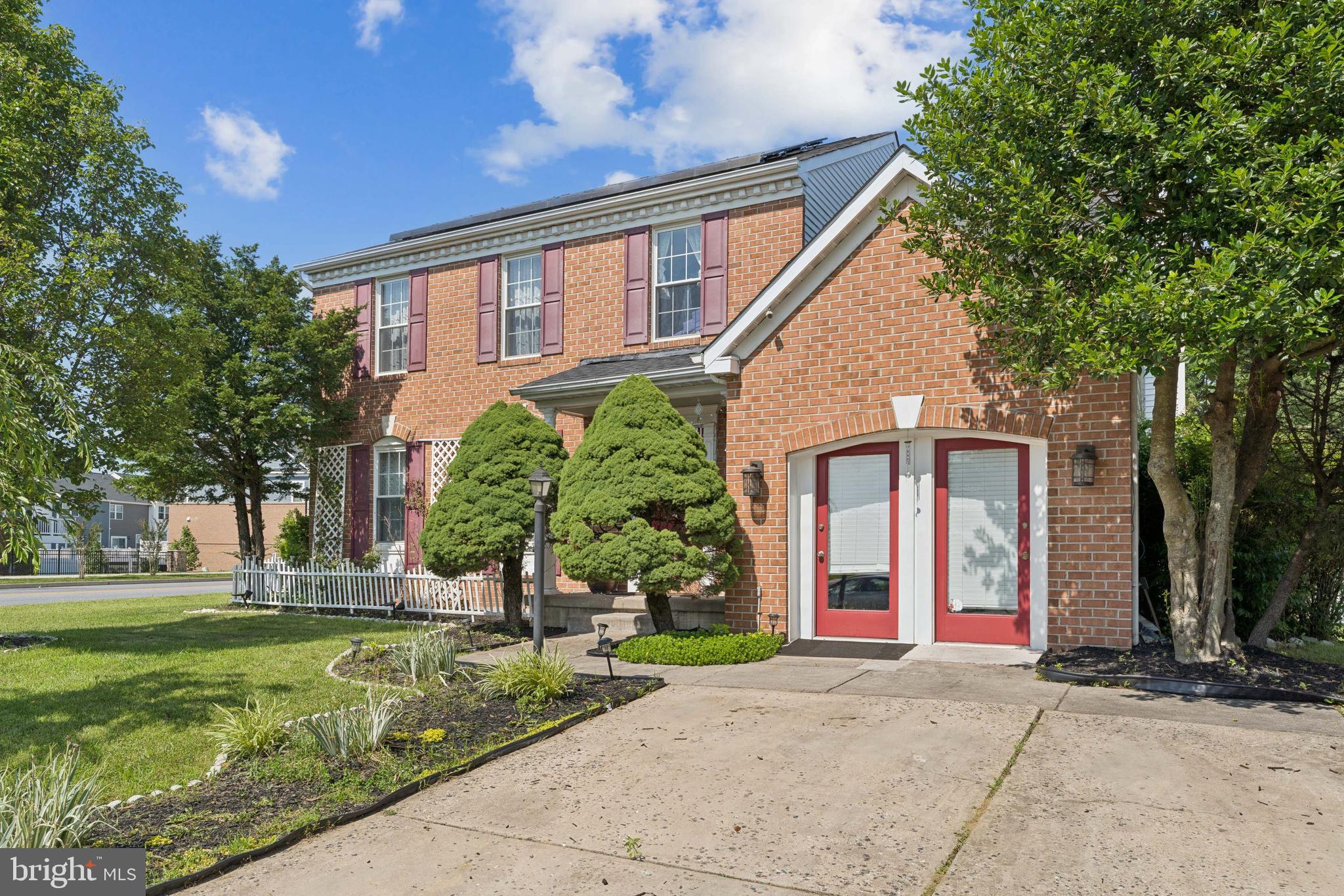 2117 CROSS TRAILS ROAD