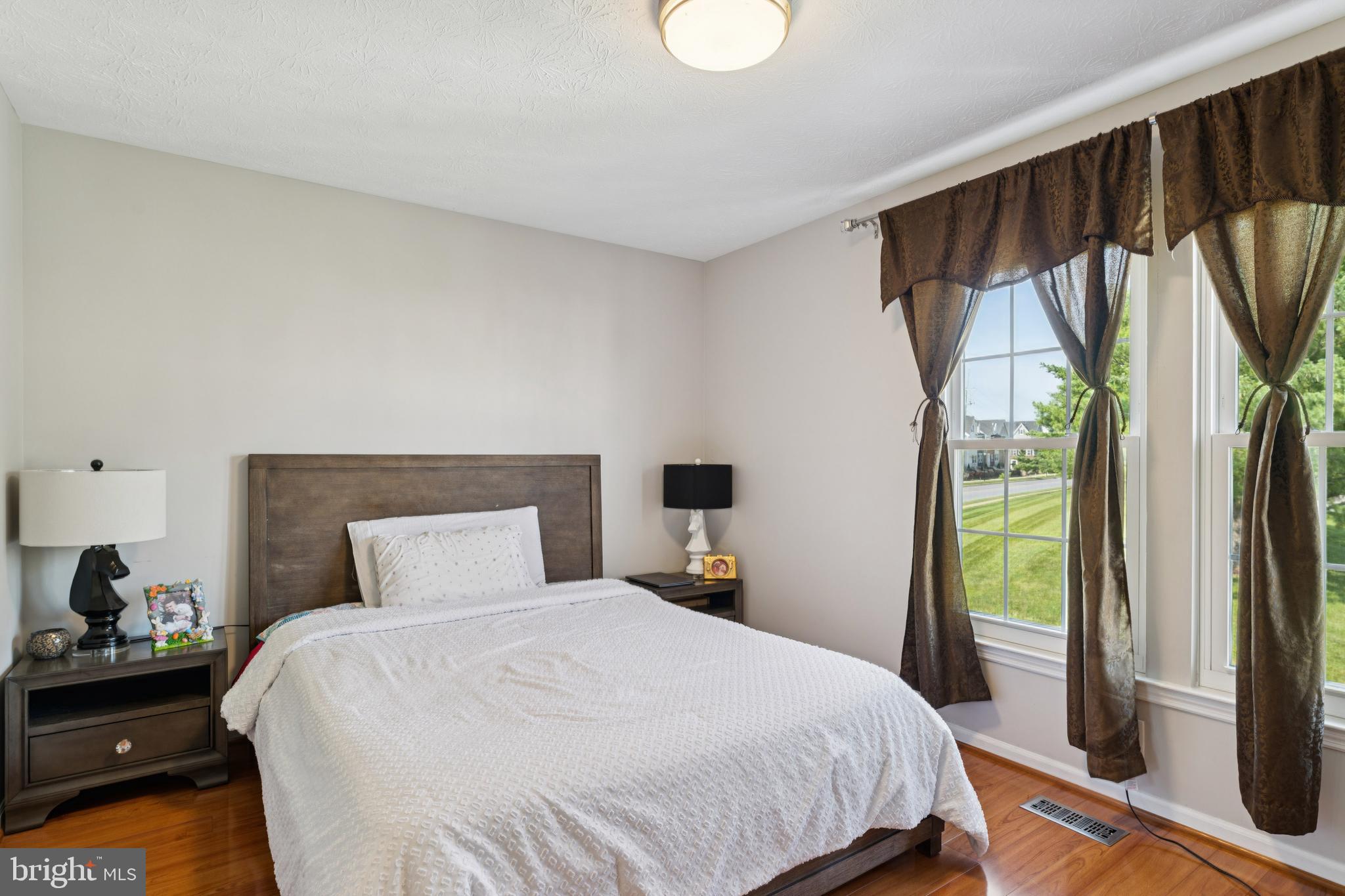 PARKVIEW TRAIL - Residential