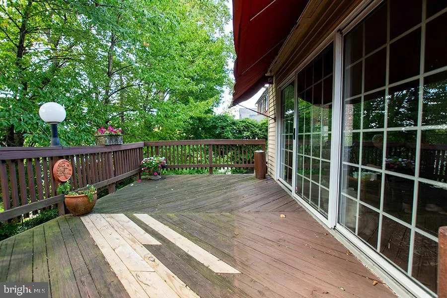 Wynnewood, Pennsylvania 19096, United States, 4 Bedrooms Bedrooms, ,4 BathroomsBathrooms,Residential,Active,202799