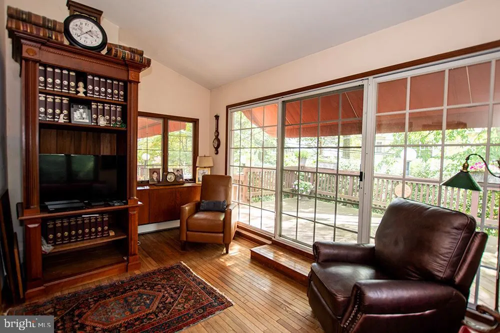 Wynnewood, Pennsylvania 19096, United States, 4 Bedrooms Bedrooms, ,4 BathroomsBathrooms,Residential,Active,202799