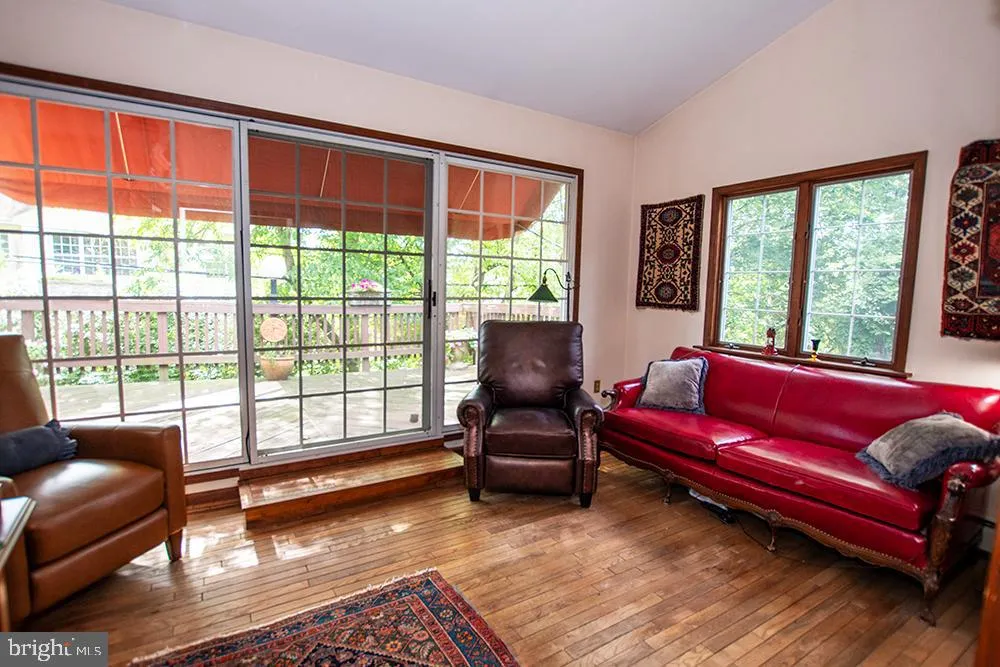 Wynnewood, Pennsylvania 19096, United States, 4 Bedrooms Bedrooms, ,4 BathroomsBathrooms,Residential,Active,202799