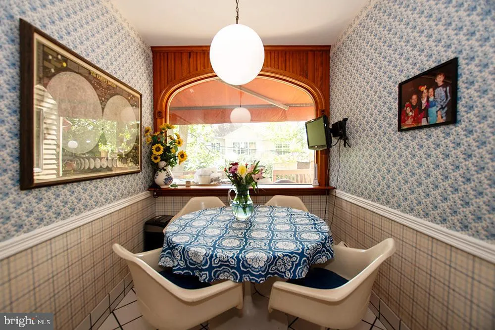 Wynnewood, Pennsylvania 19096, United States, 4 Bedrooms Bedrooms, ,4 BathroomsBathrooms,Residential,Active,202799