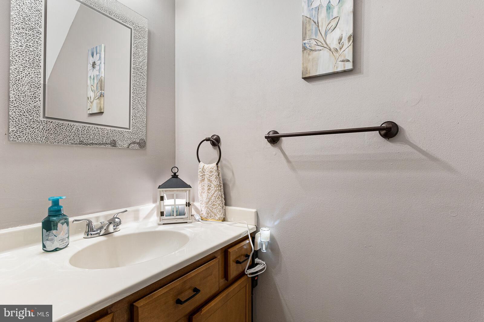 WHITEHALL WEST - Residential