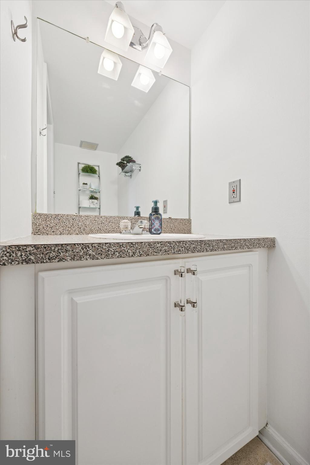 PROVIDENCE VIEW - Residential