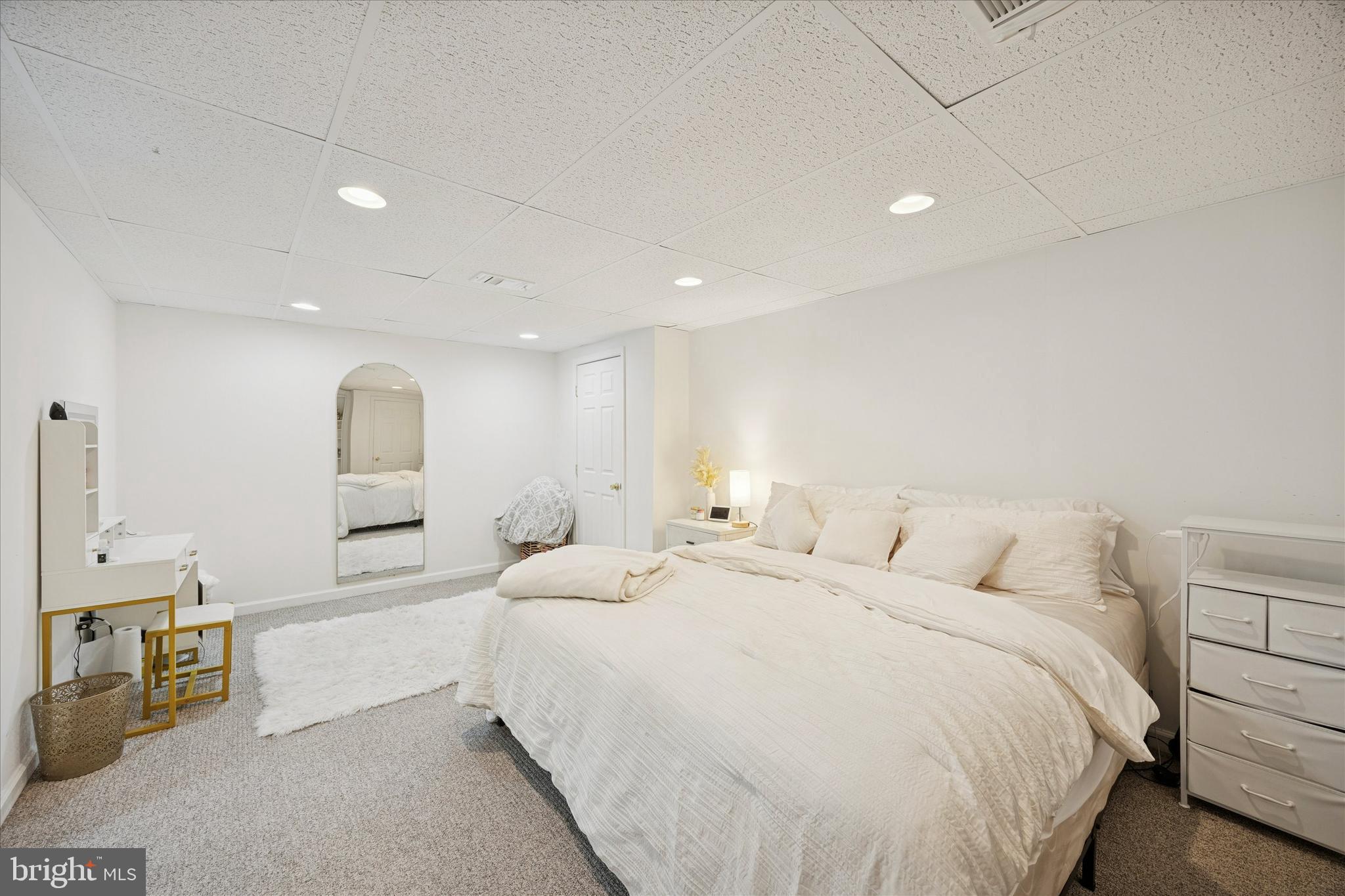 PROVIDENCE VIEW - Residential