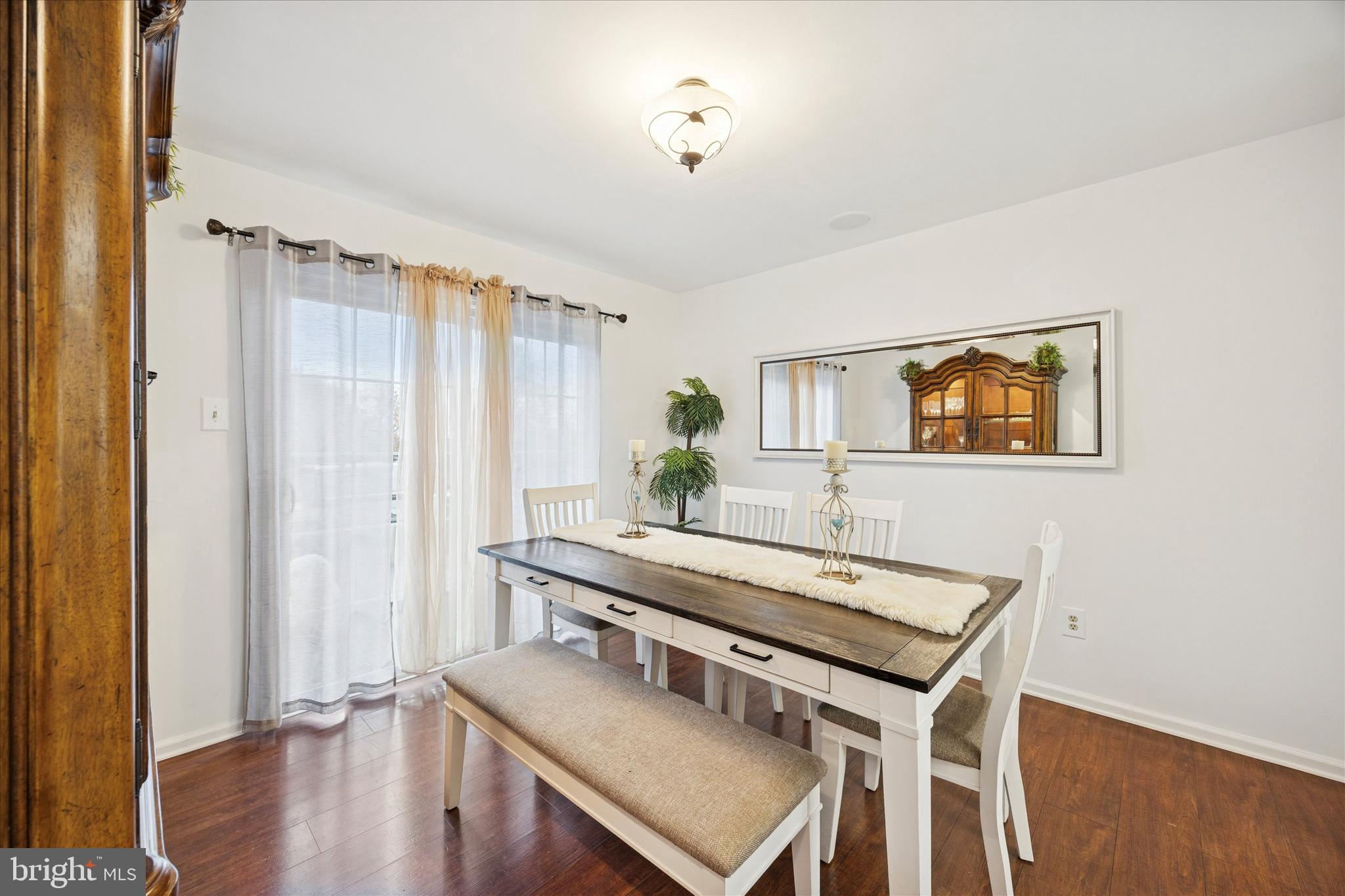 PROVIDENCE VIEW - Residential