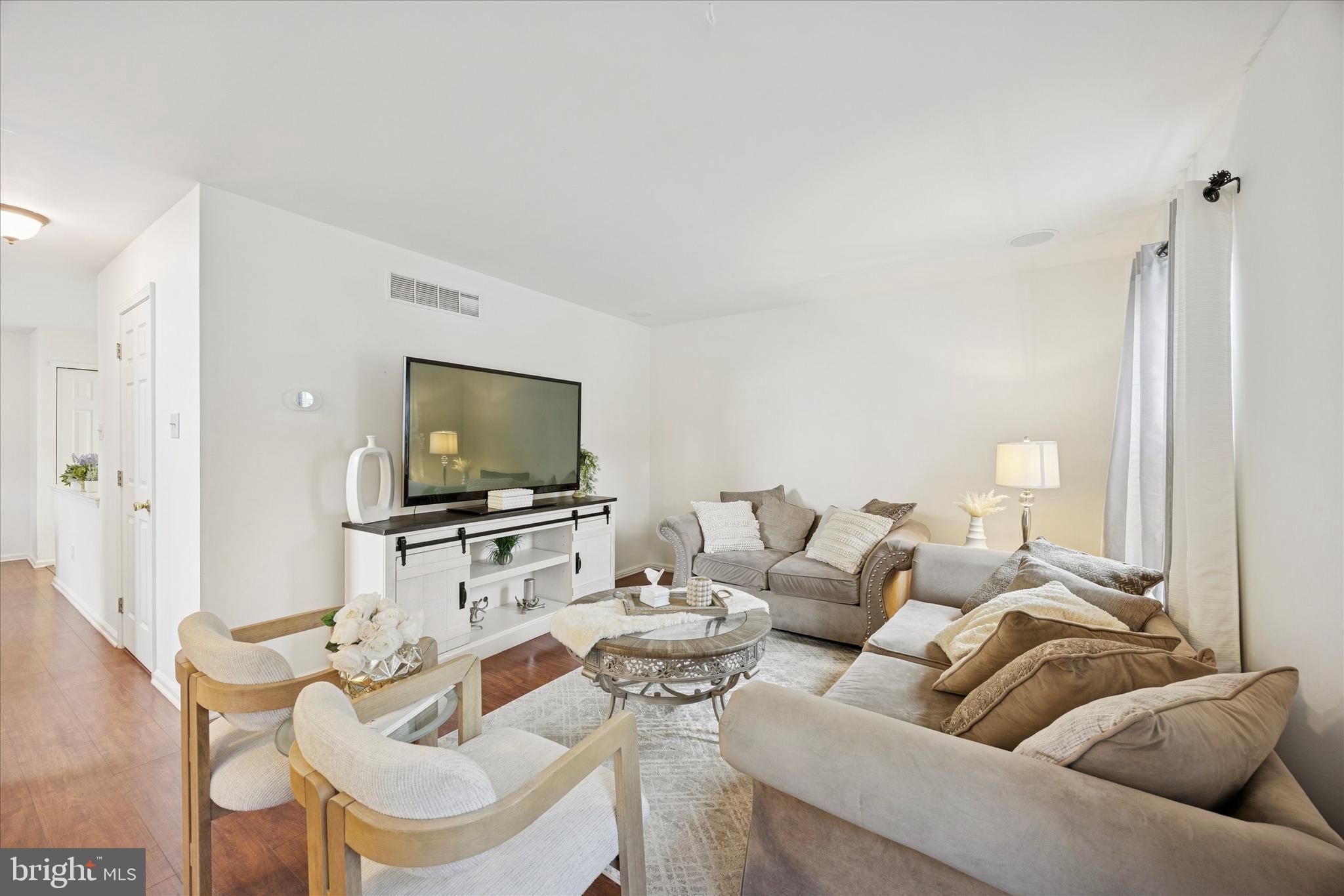 PROVIDENCE VIEW - Residential