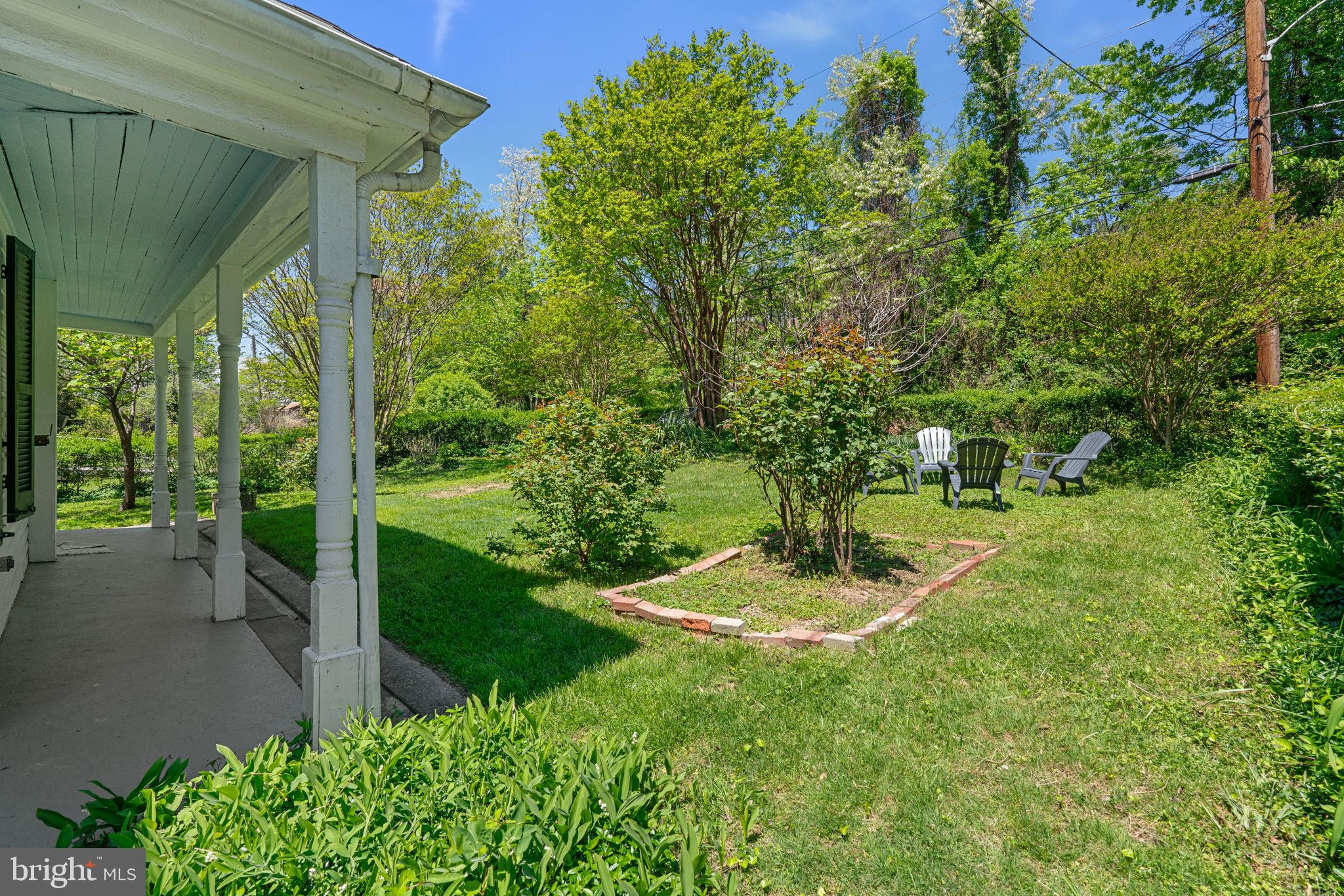 ROLAND PARK - Residential