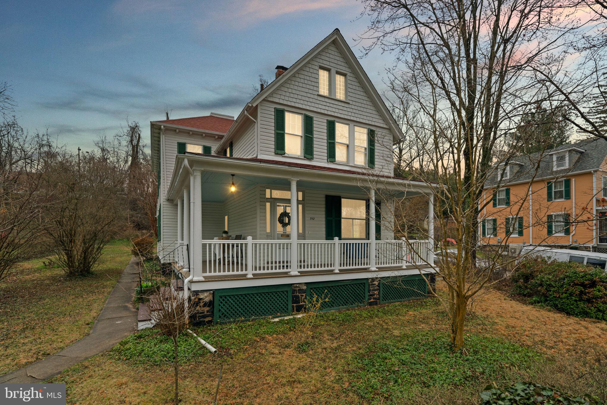 ROLAND PARK - Residential