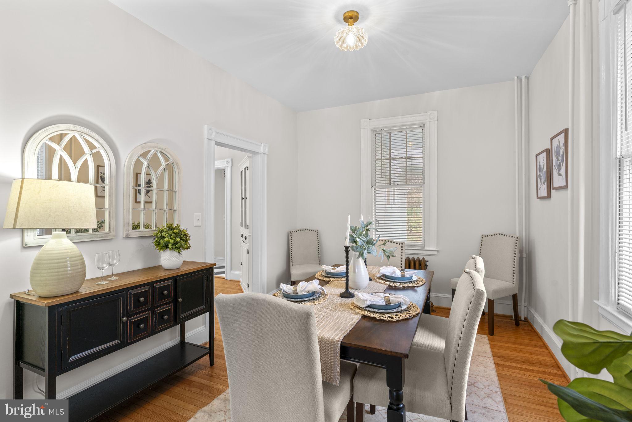 ROLAND PARK - Residential