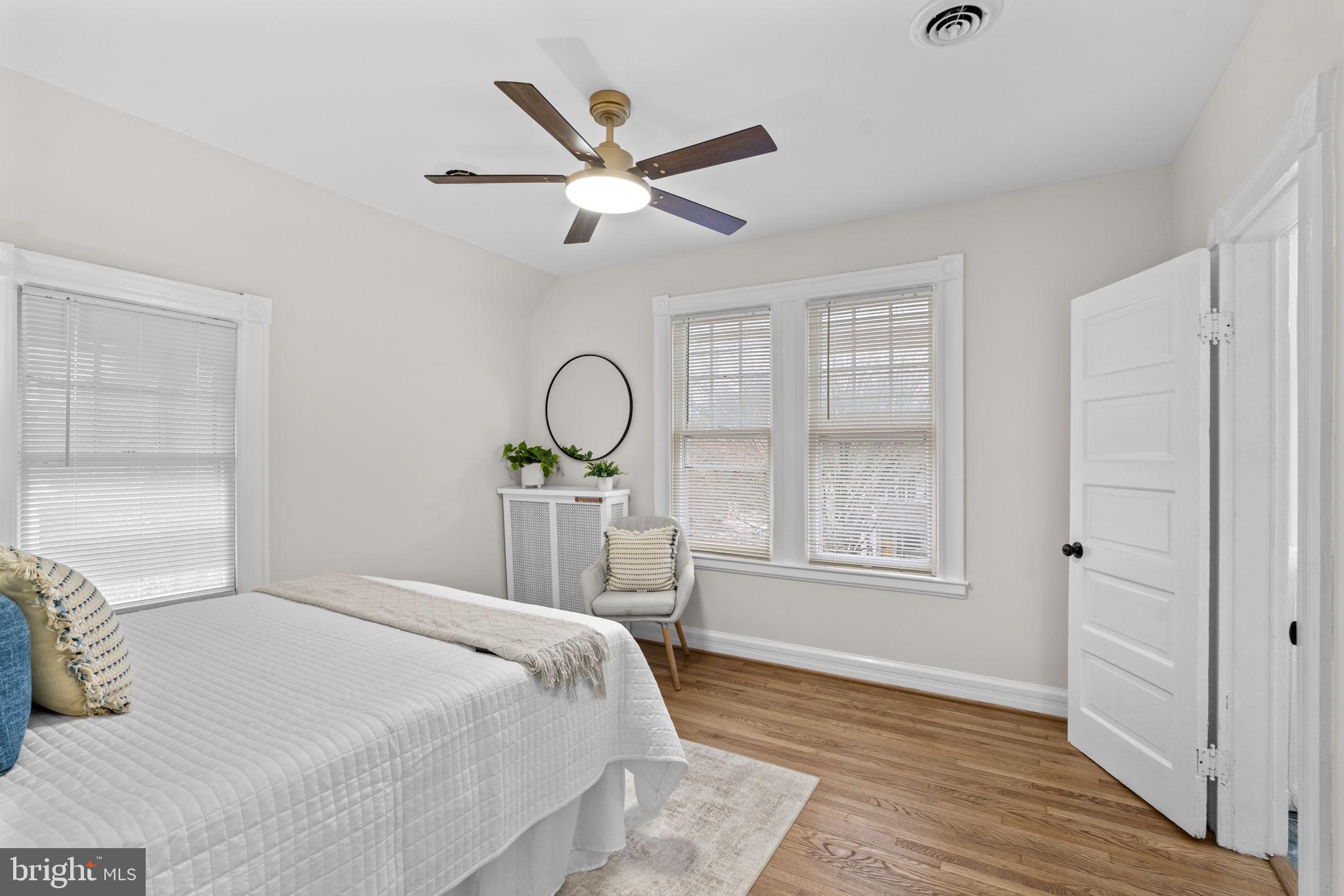 ROLAND PARK - Residential