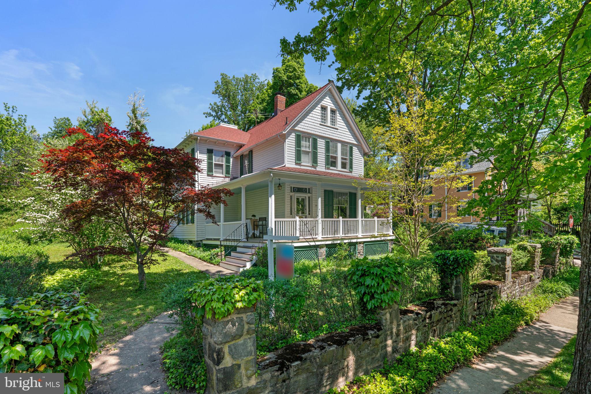 ROLAND PARK - Residential