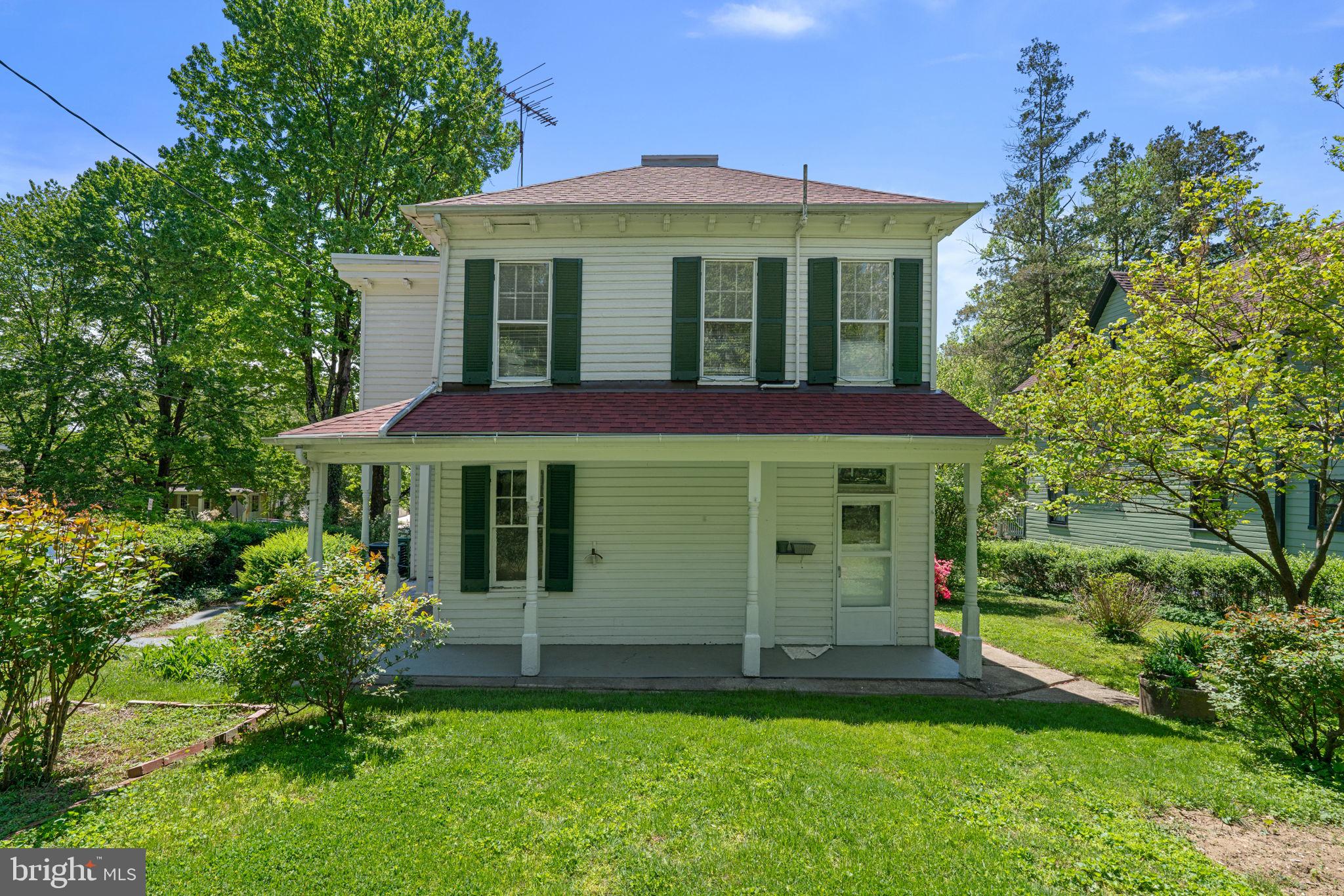 ROLAND PARK - Residential