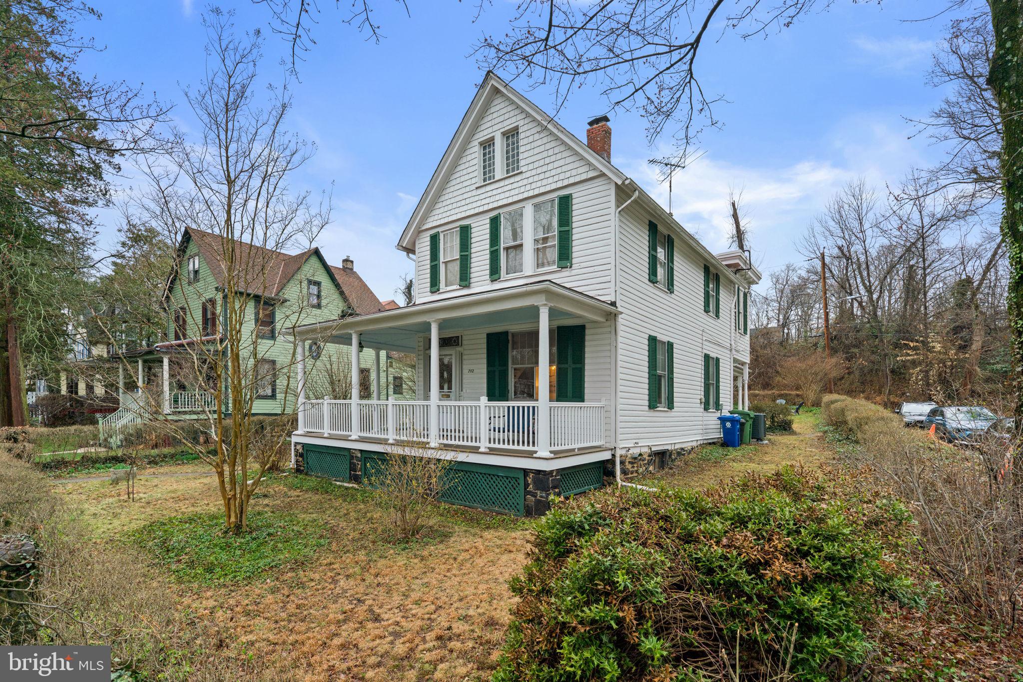 ROLAND PARK - Residential