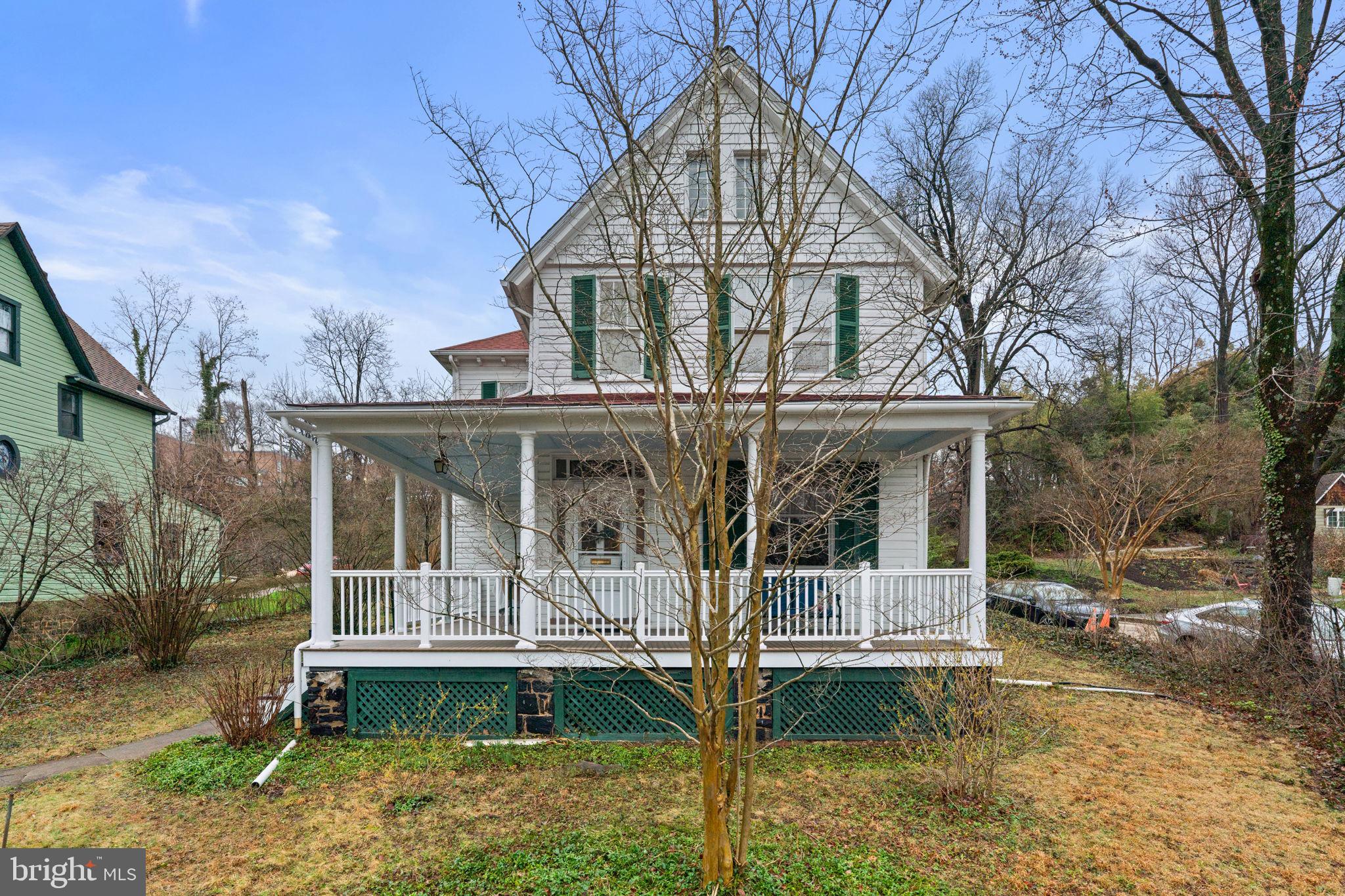 ROLAND PARK - Residential