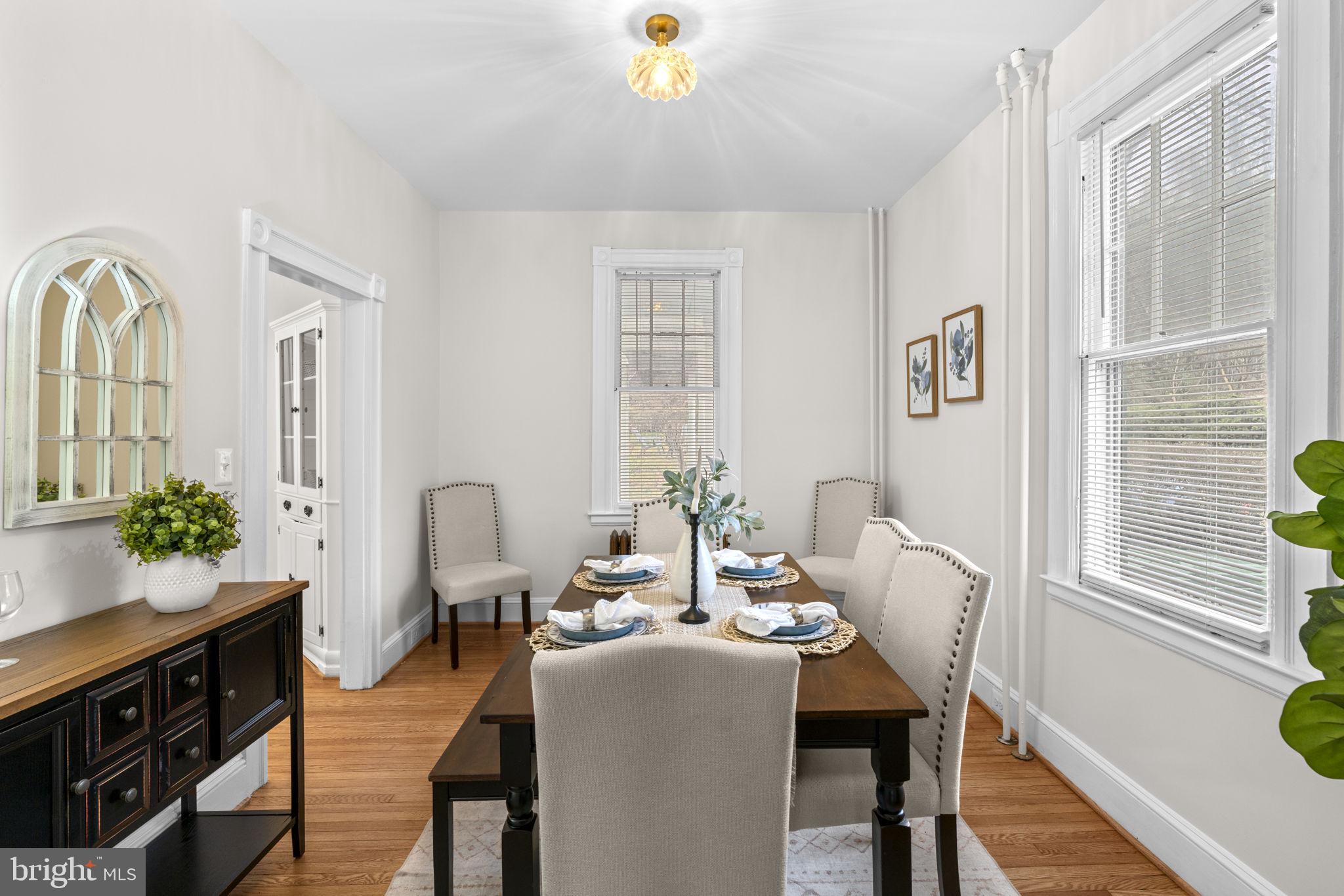 ROLAND PARK - Residential