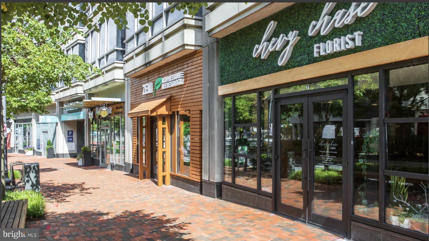 WILLOUGHBY OF CHEVY CHASE - Residential Lease