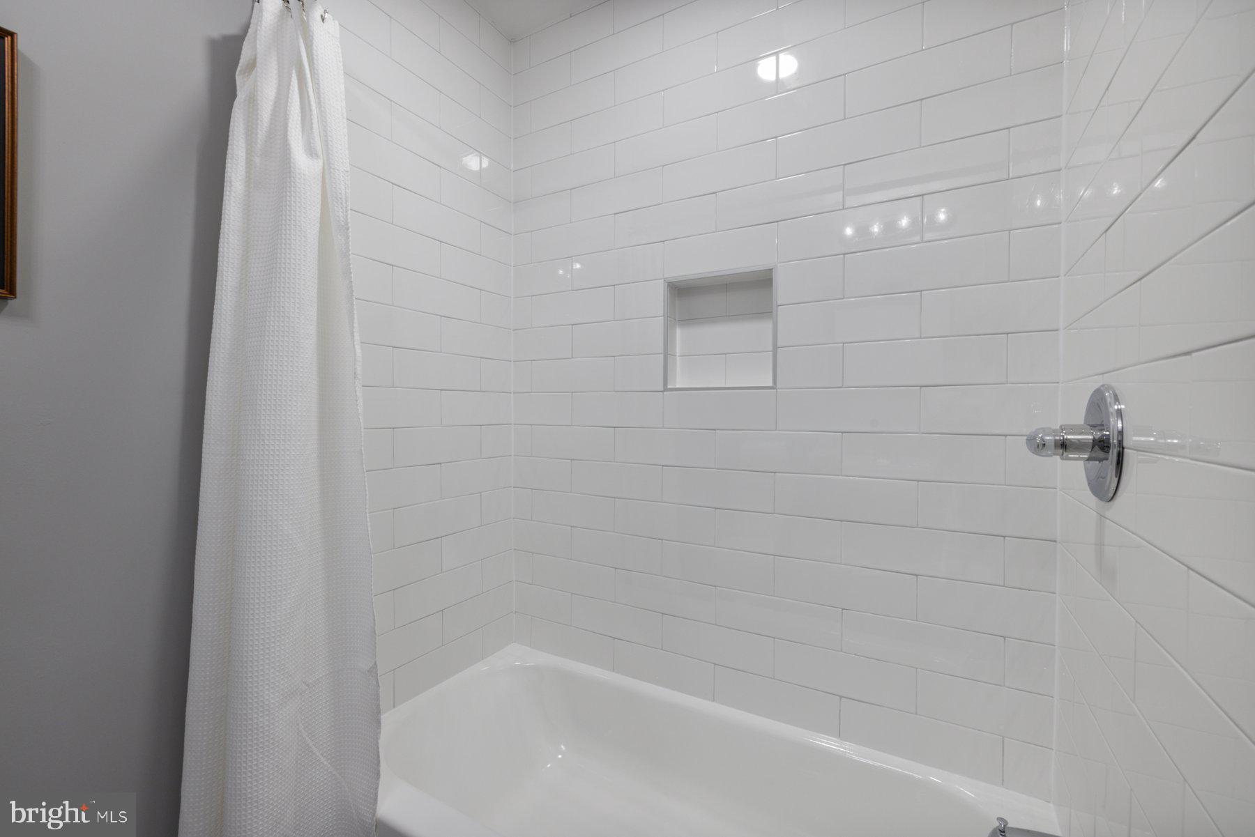 ARDEN ON THE SEVERN - Residential