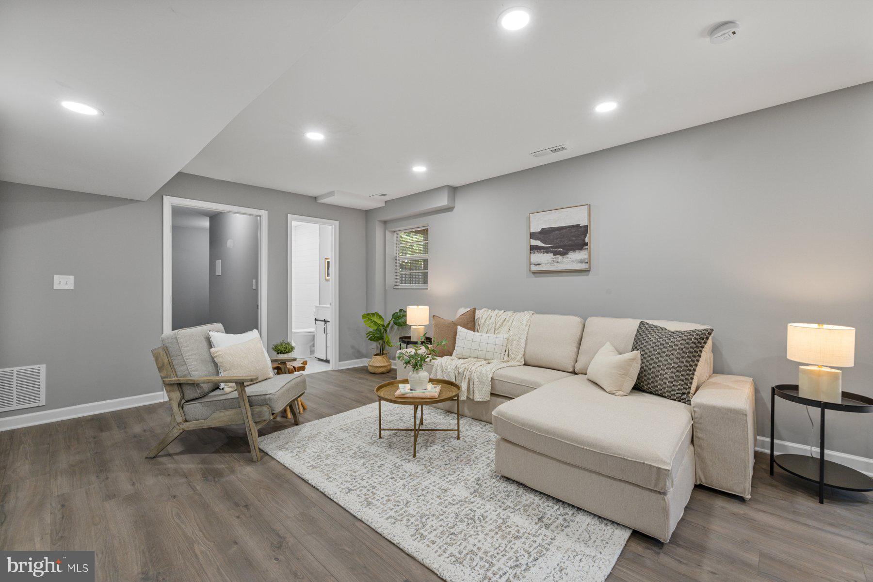 ARDEN ON THE SEVERN - Residential