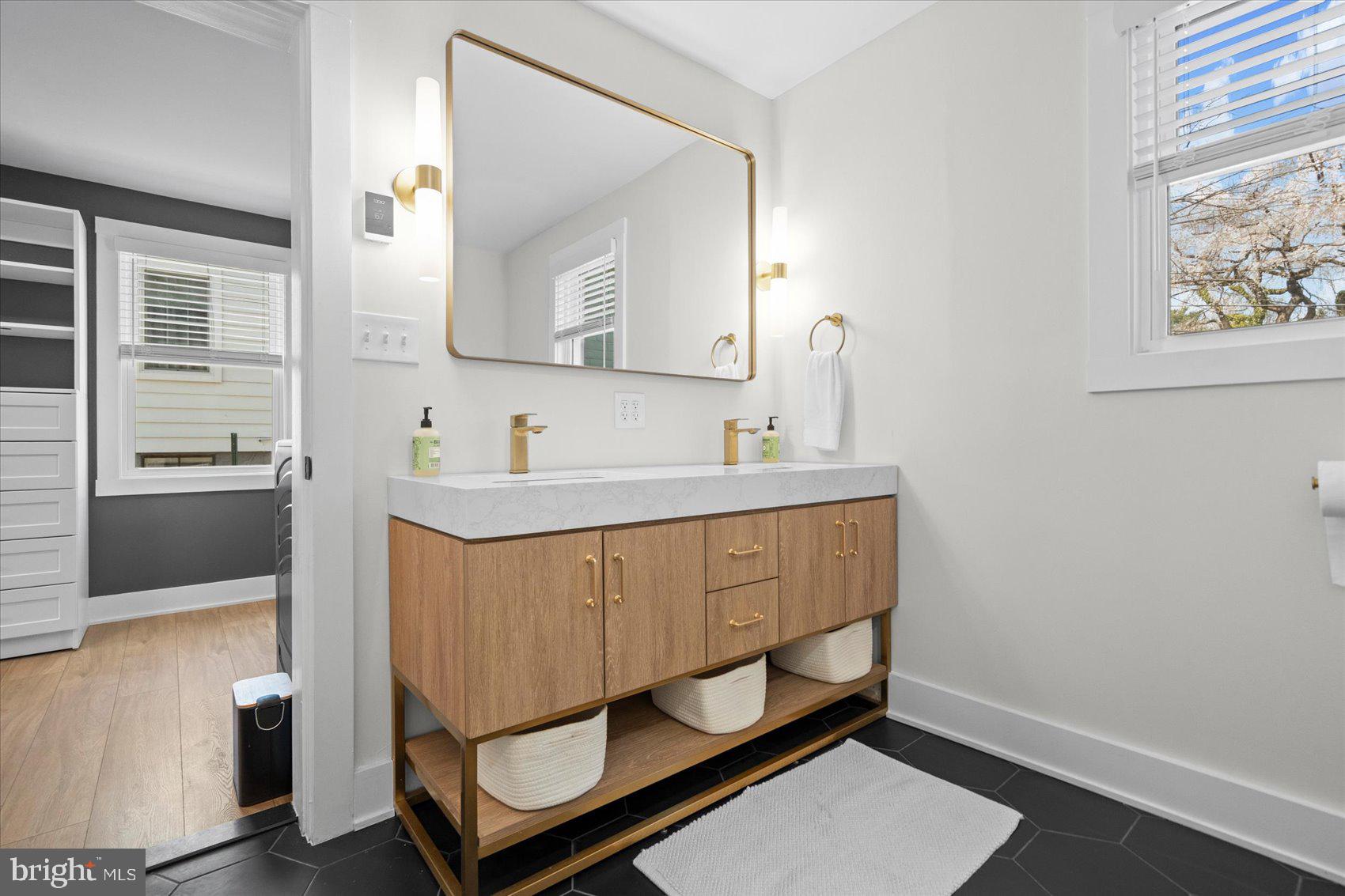 GREENBRIER - Residential