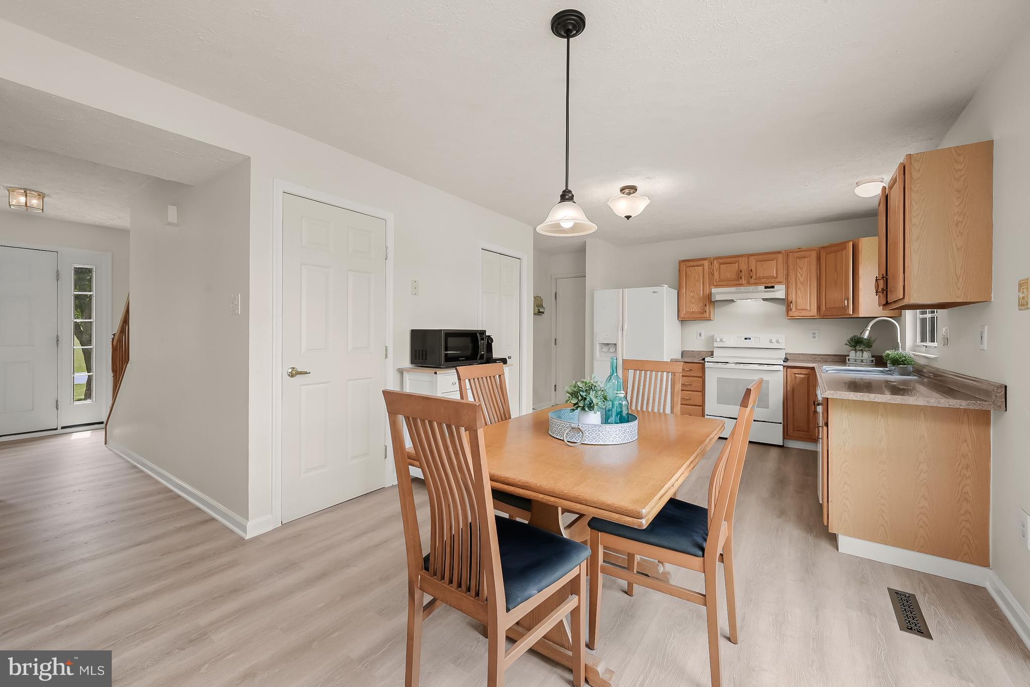 CAMBRIDGE FARMS - Residential