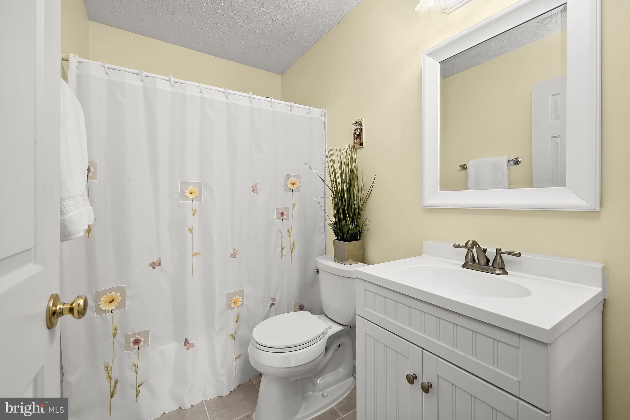 CAMBRIDGE FARMS - Residential